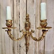 2 anciennes appliques bronze style Louis XVI
