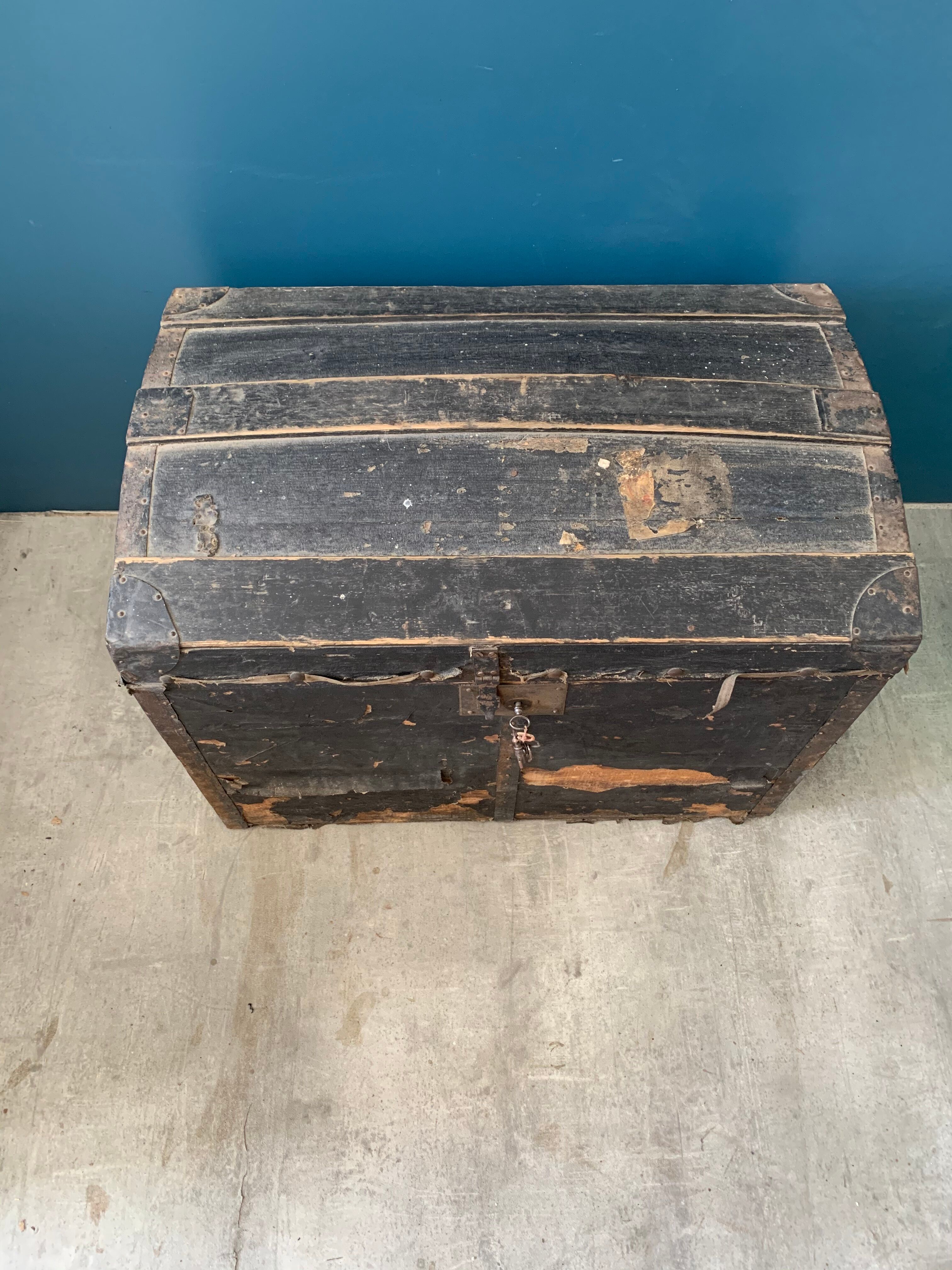 Travel malle of the 1930s