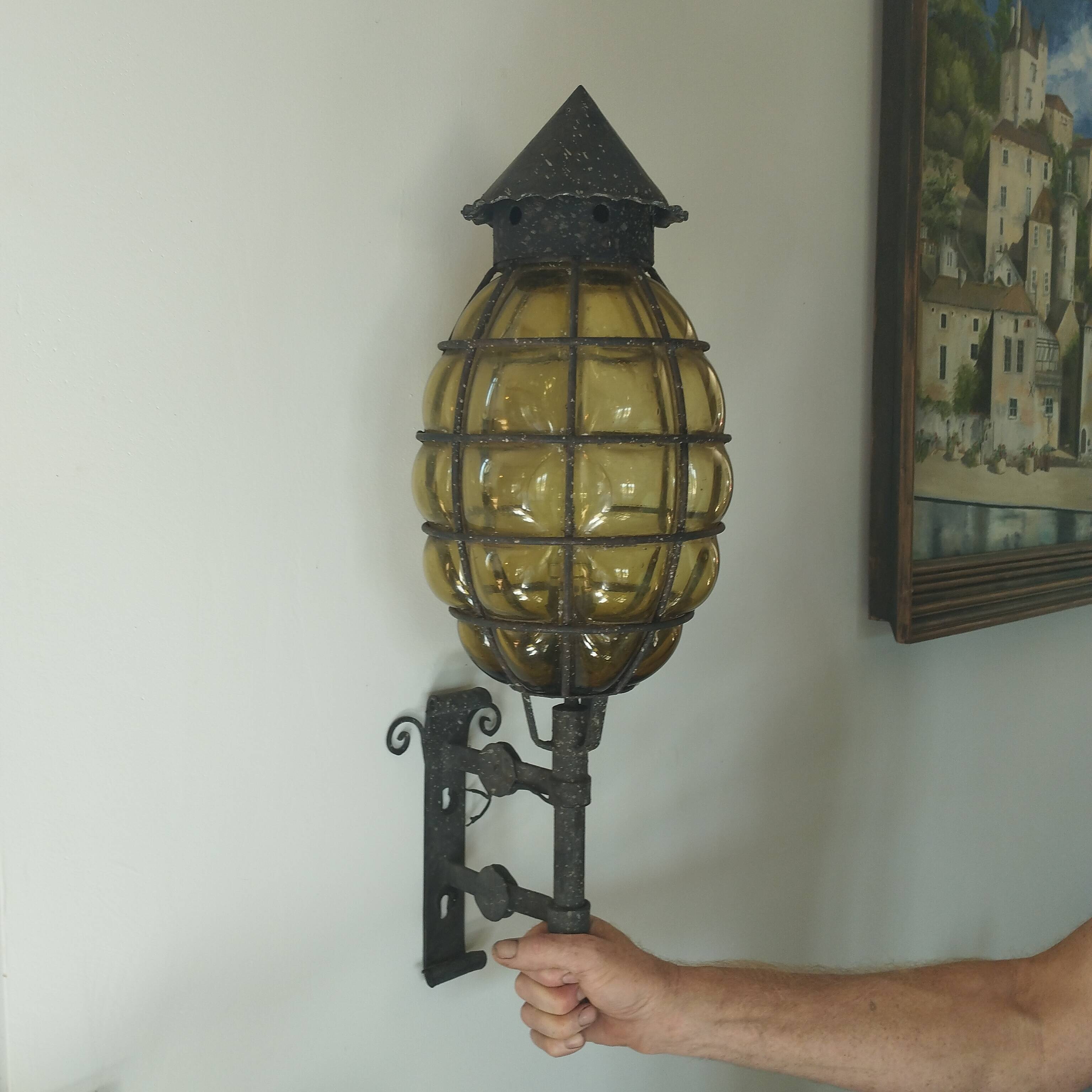 Enormous extérieur wall lamp