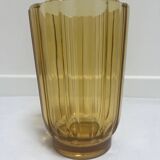 Glass vase