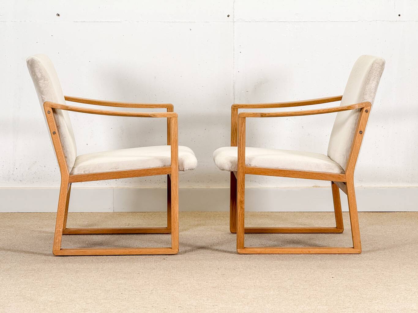 Børge Mogensen armchairs in Oak.