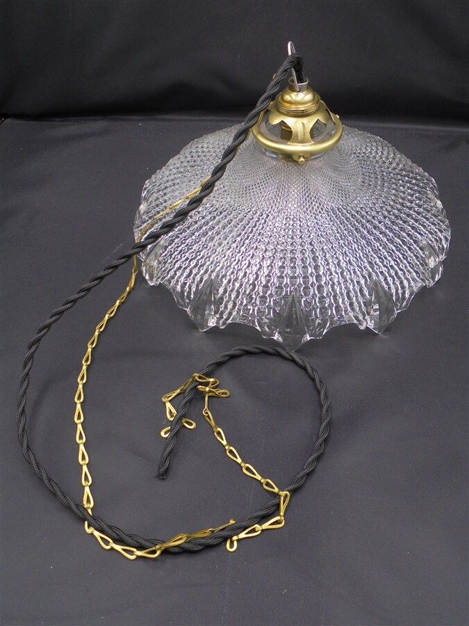 Pendant light in glass