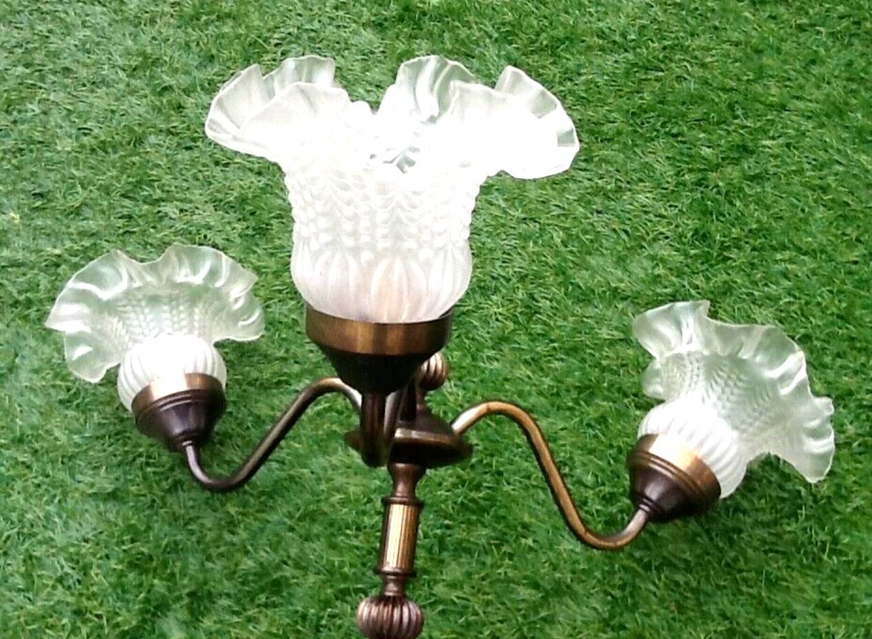 1970s chandelier with 3 light arms and frilled tulips