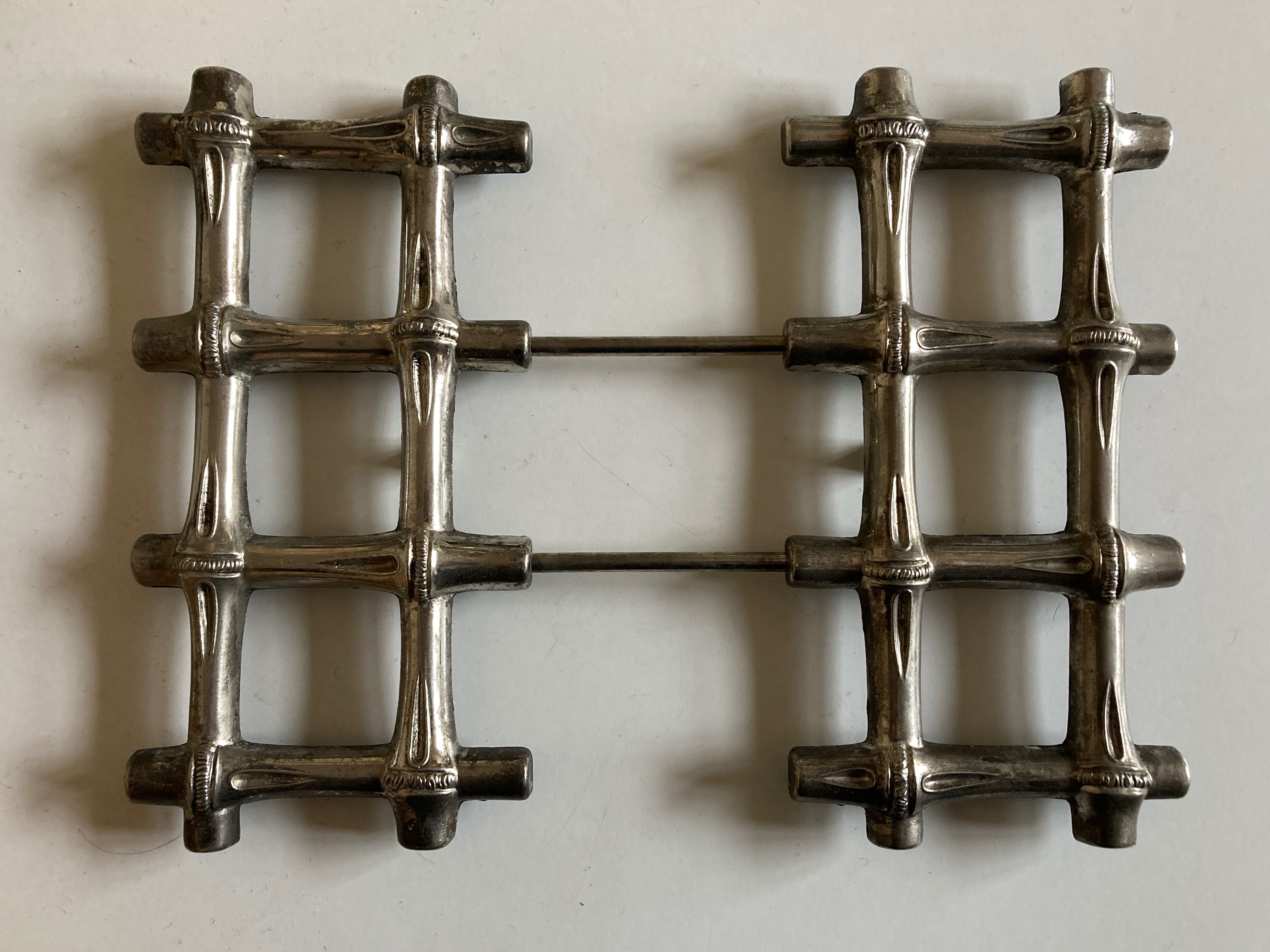 Bamboo silver metal mat 1970