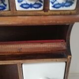 Spice shelf