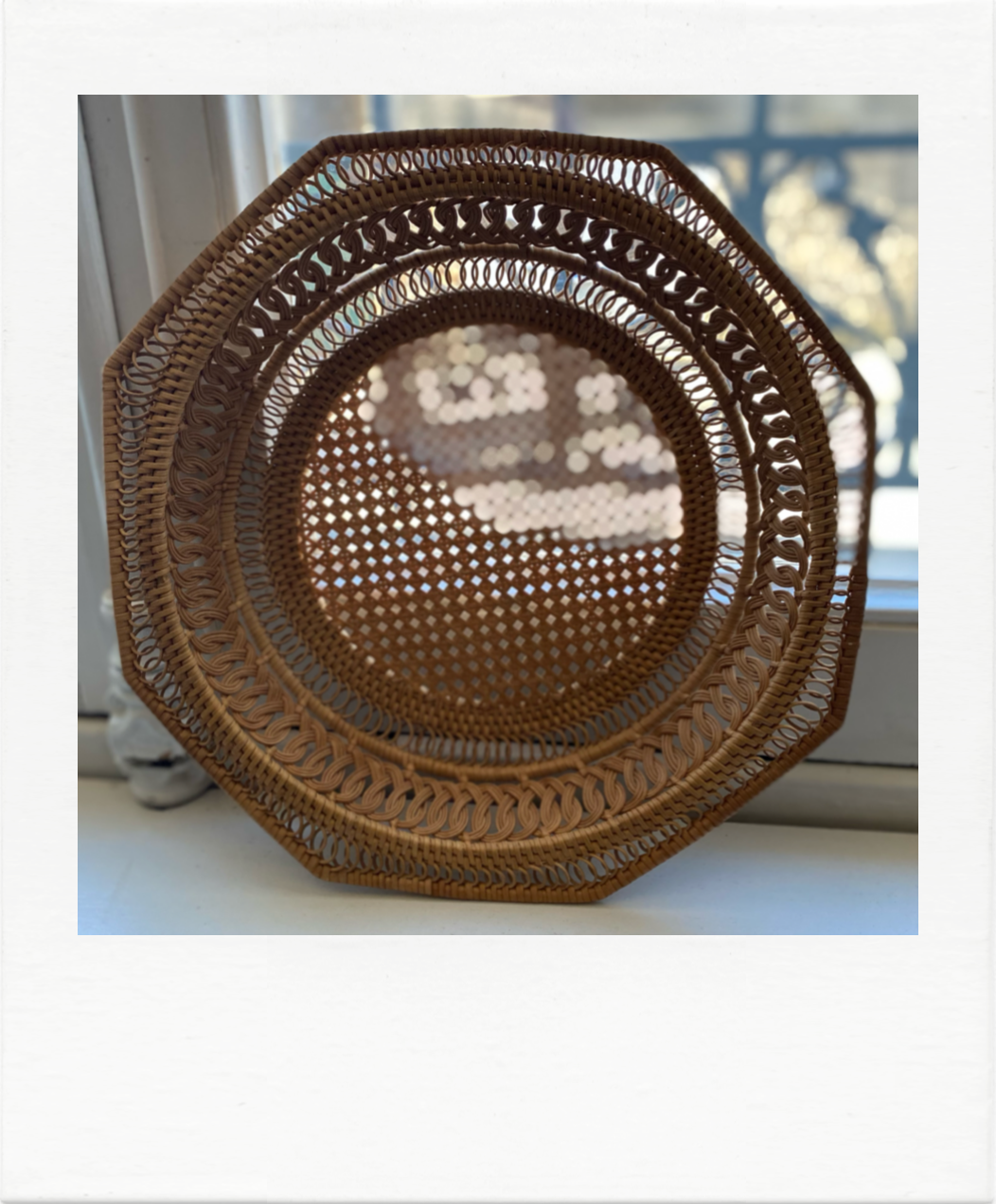 Woven natural fibre basket
