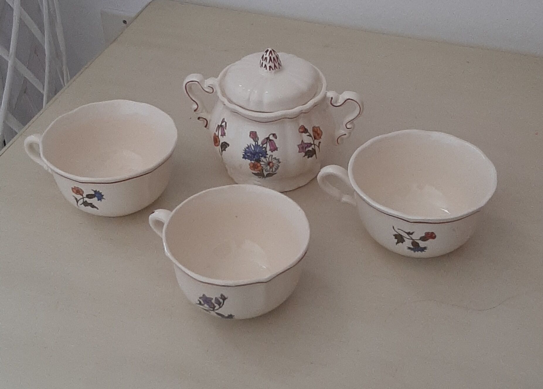 Cups and sugar bowl Sarguemines Agreste