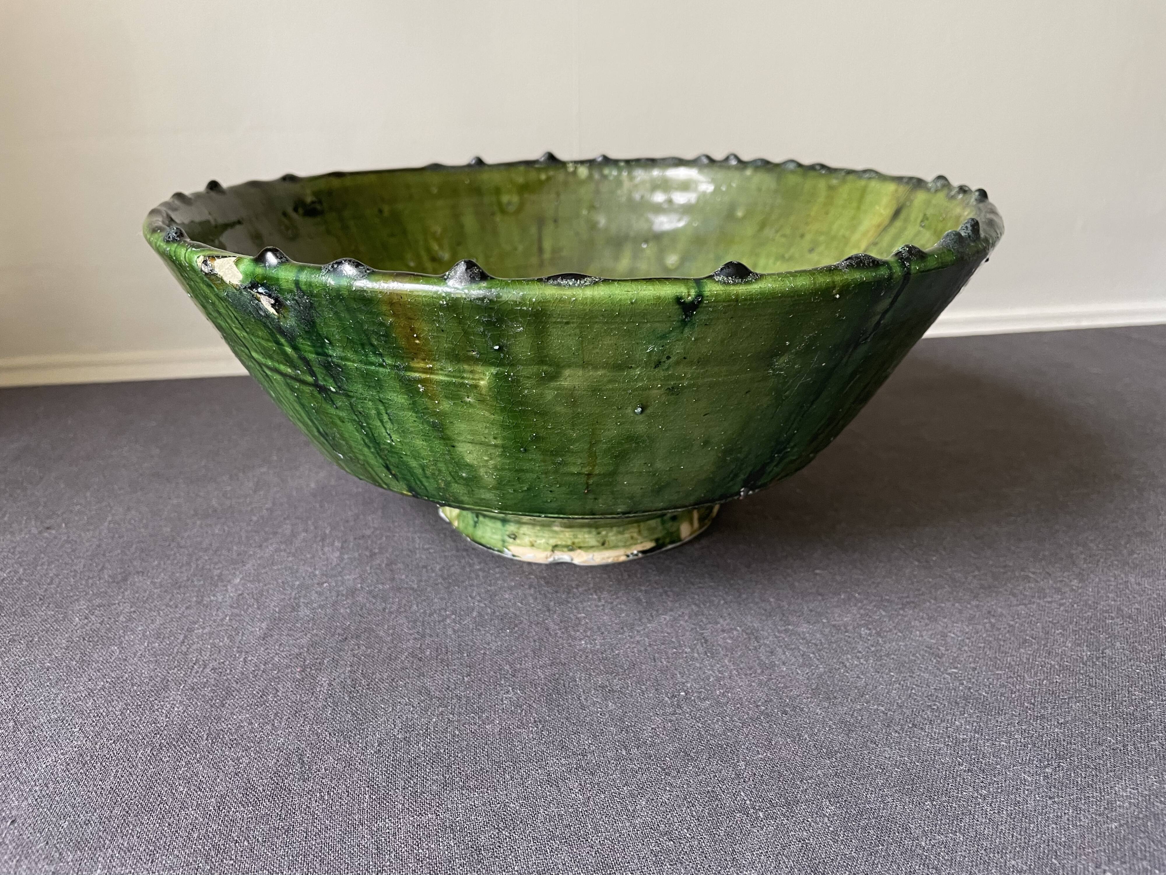 Emerald green Tamegroute salad bowl D28