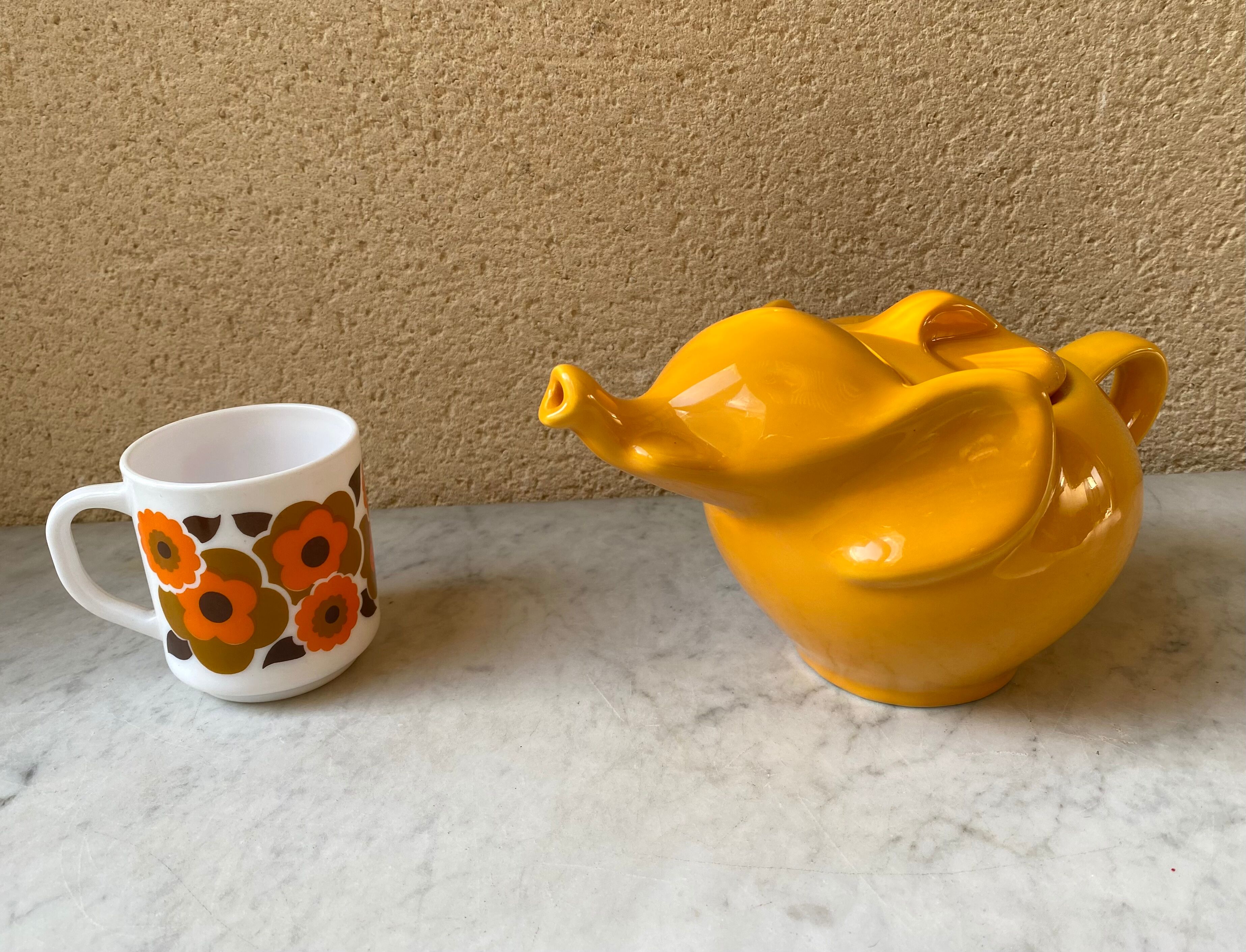 Ceramic teapot elephant original vintage design 70s