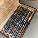 Lot of 12 horn handle knives