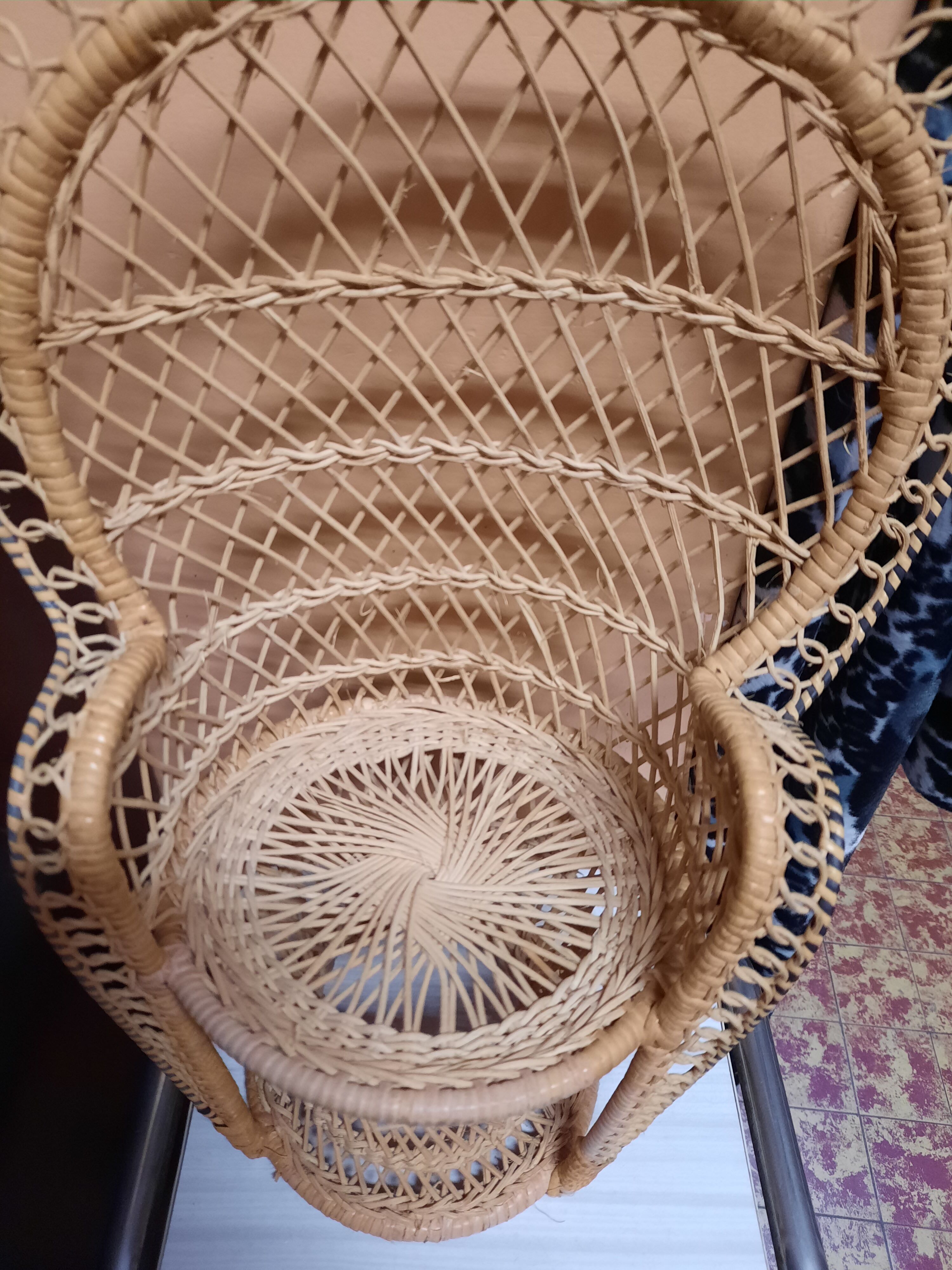 Plant holder emmanuelle armchair