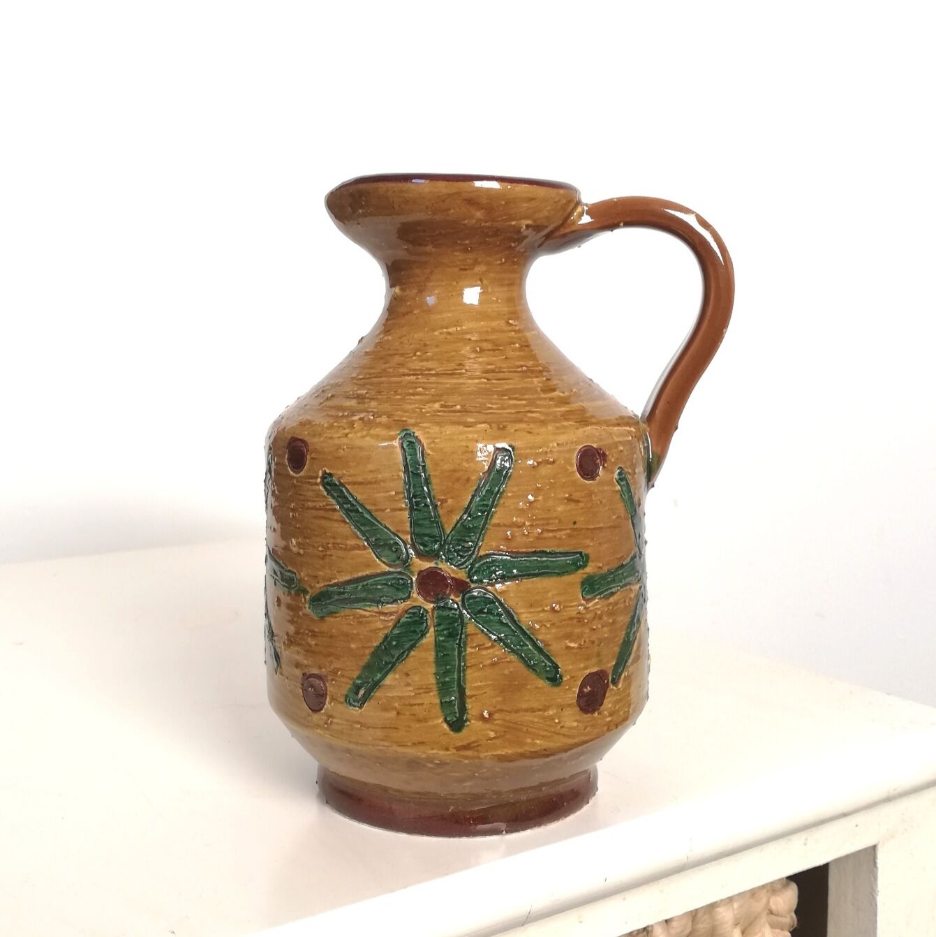 Ceramic vase, mustard