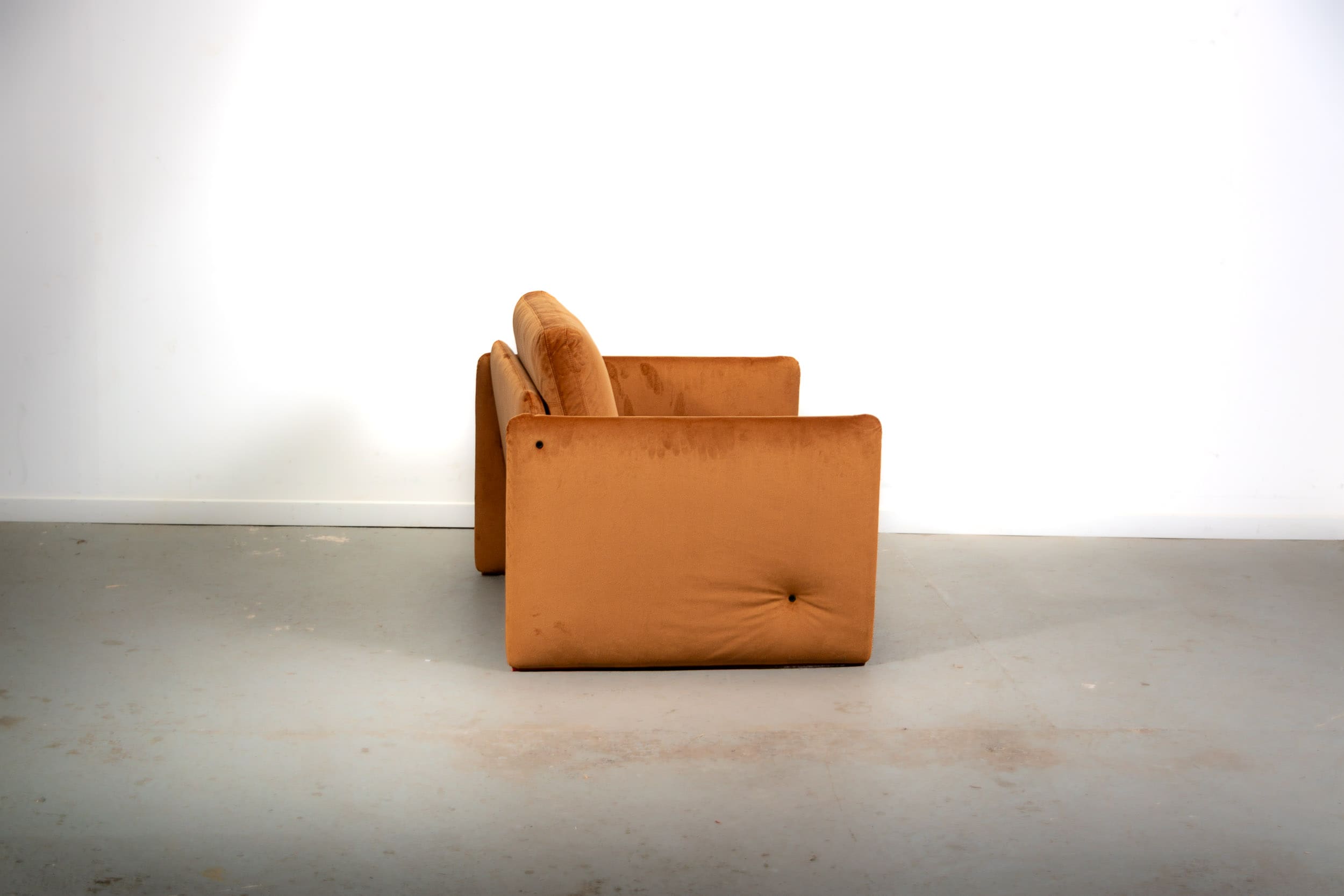 Simone oversize armchair by Kazuhide Takahama for Simon International