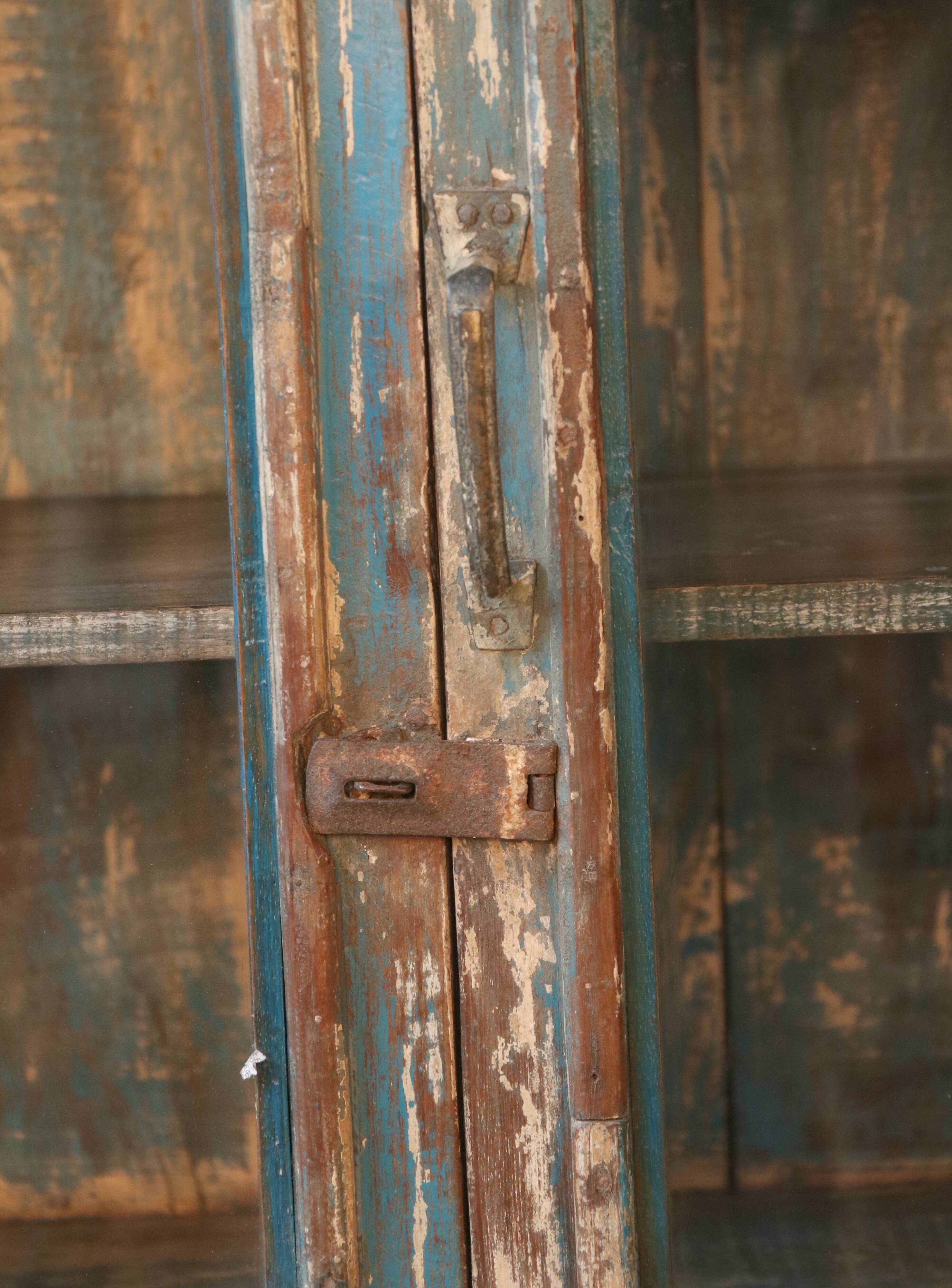 Old Burmese teak vessel Blue-ecru patina