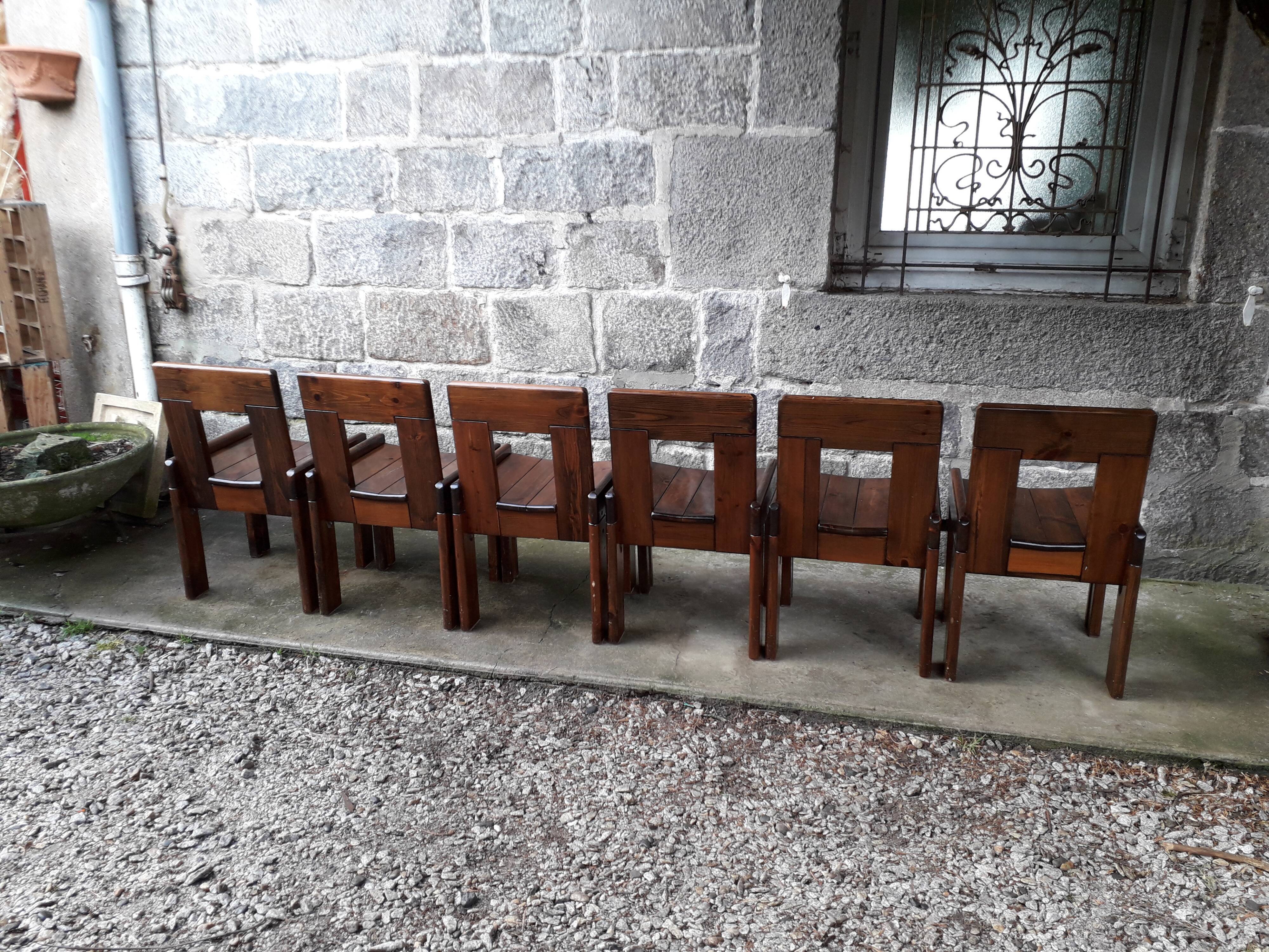Set of 6 varnished pine chairs