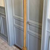 Parrot coat rack