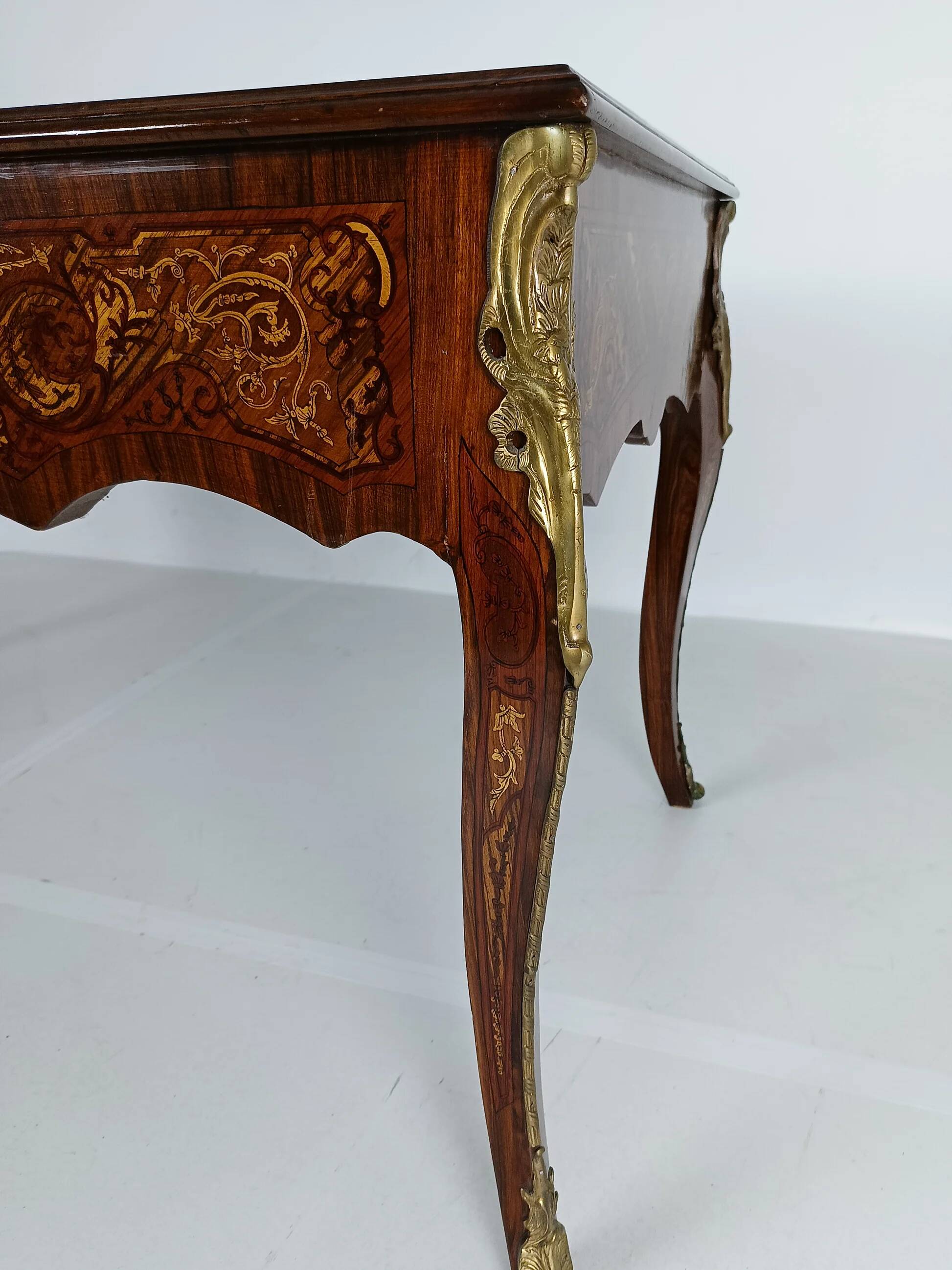 Louis XV style double-sided mahogany and rosewood flat desk