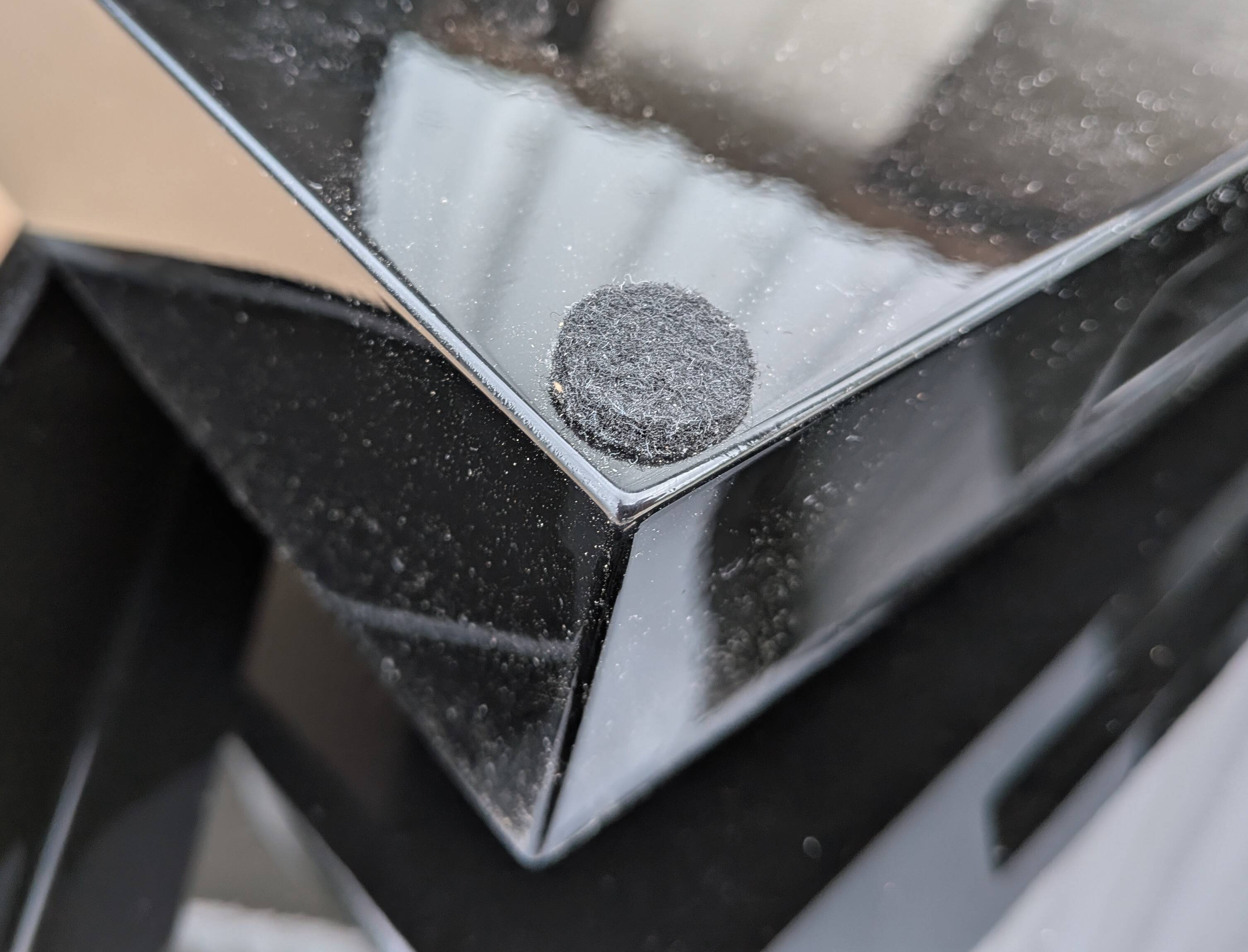 Set of 2 lacquered nesting trays from Rosee in Ink/black colour.