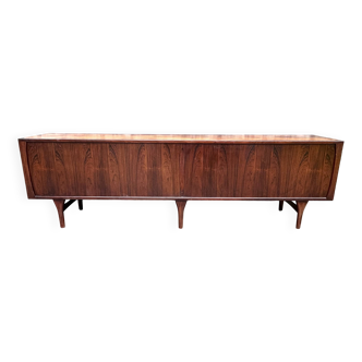 Danish sideboard in Rio rosewood, H. Kjaernulf, sliding doors