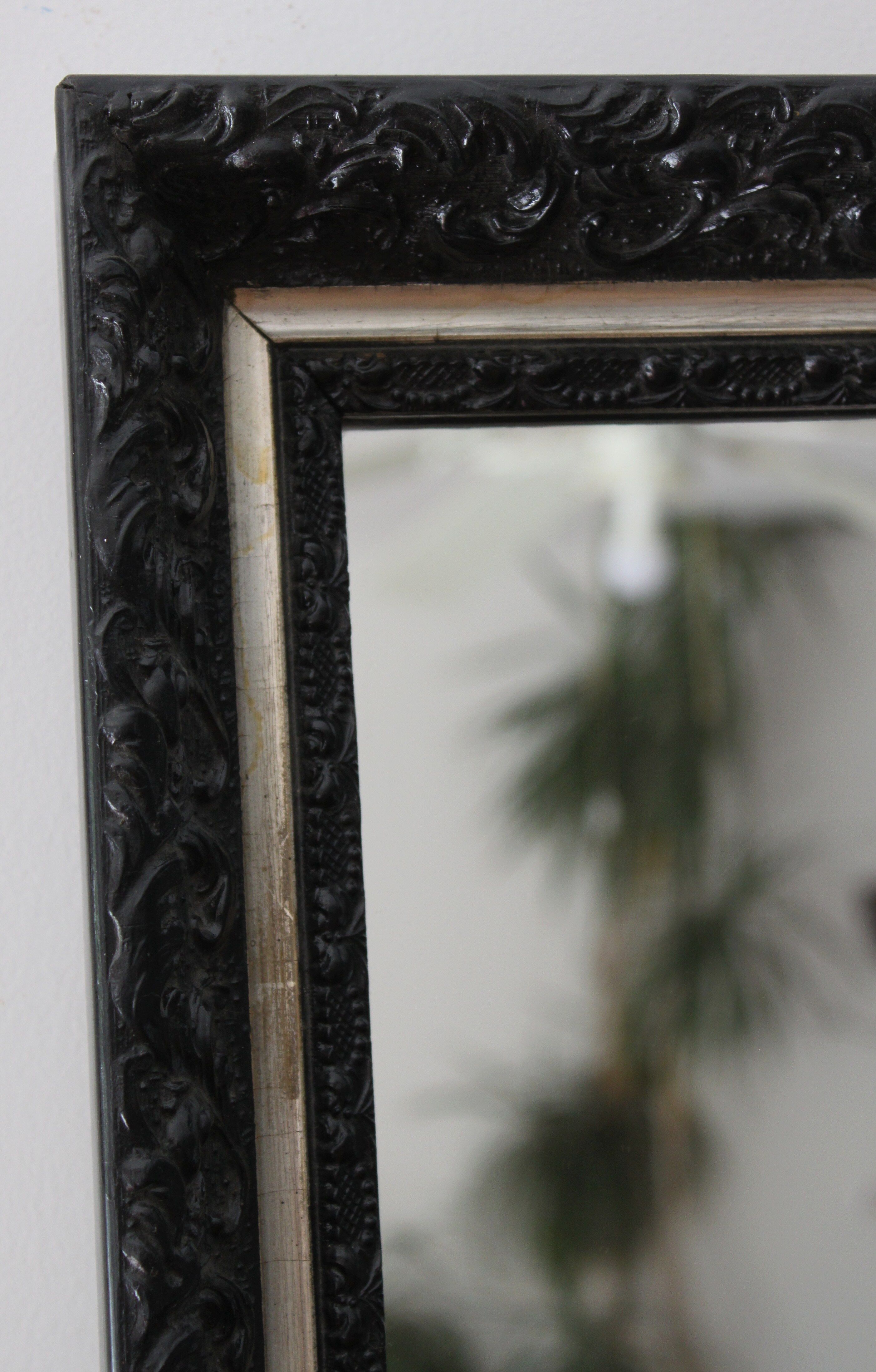 Black and silver mirror