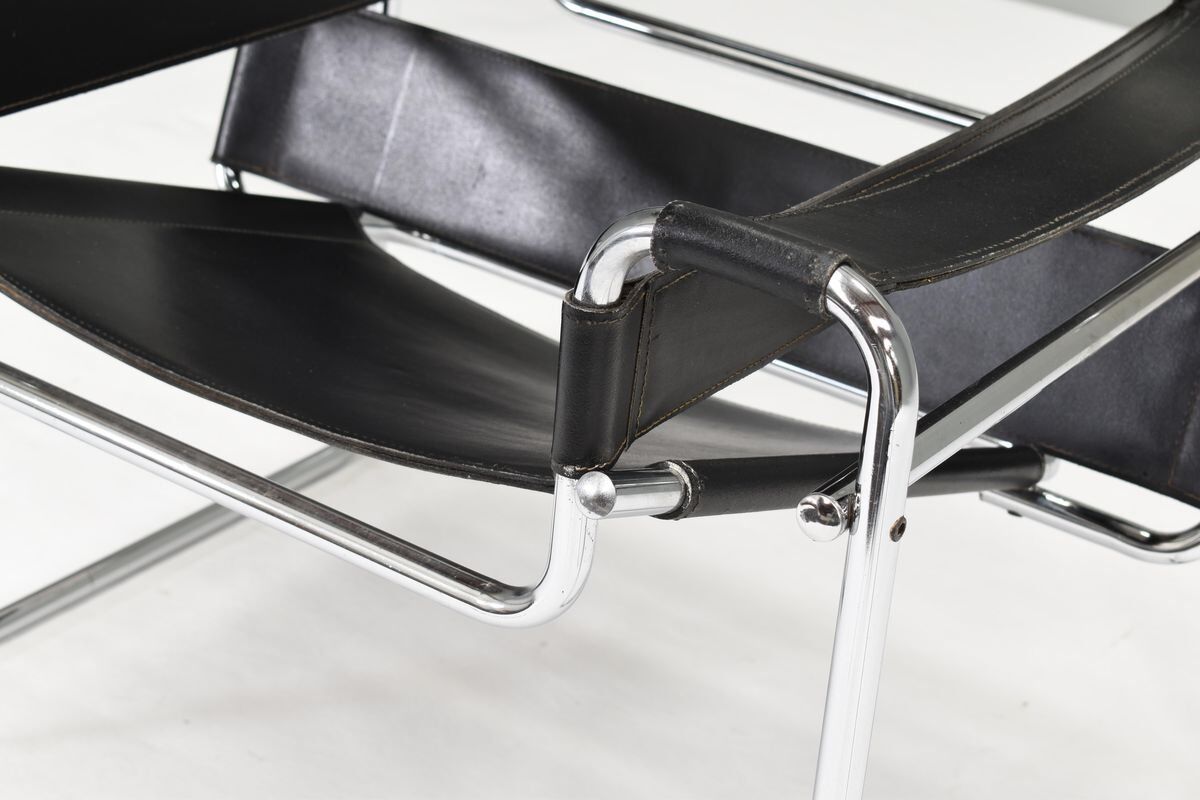 Wassily chair by Marcel Breuer in black leather 1970