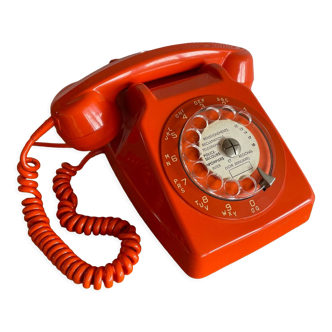 Téléphone vintage Socotel orange à cadran 1981