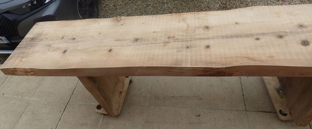 Table 320 cm en bois massif cèdre
