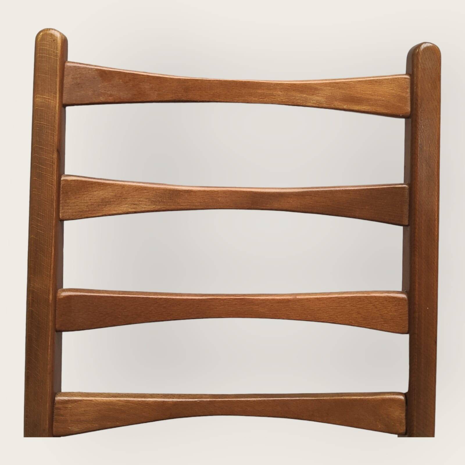 Vier Mid Century stoelen