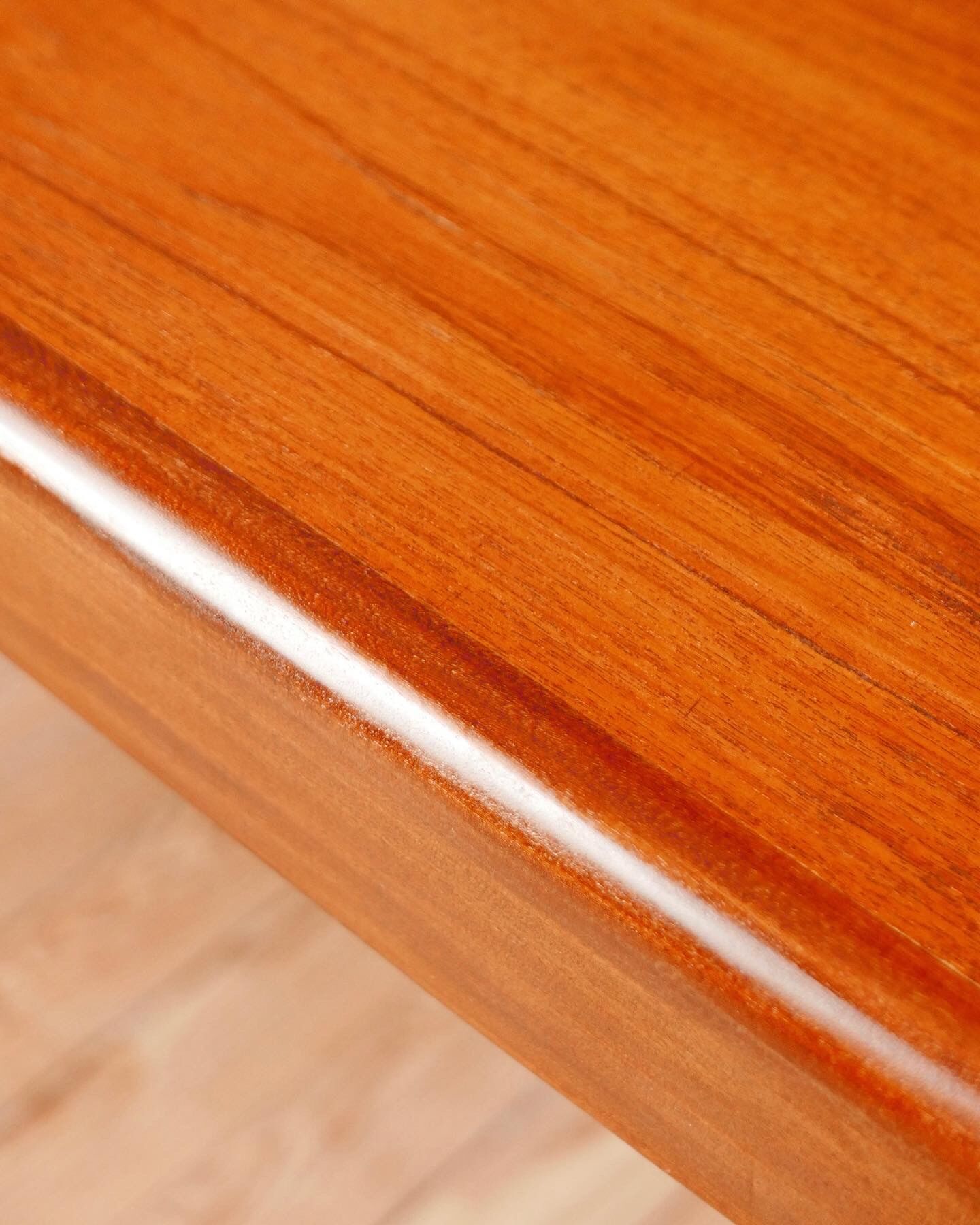 Table vintage Johannes Andersen