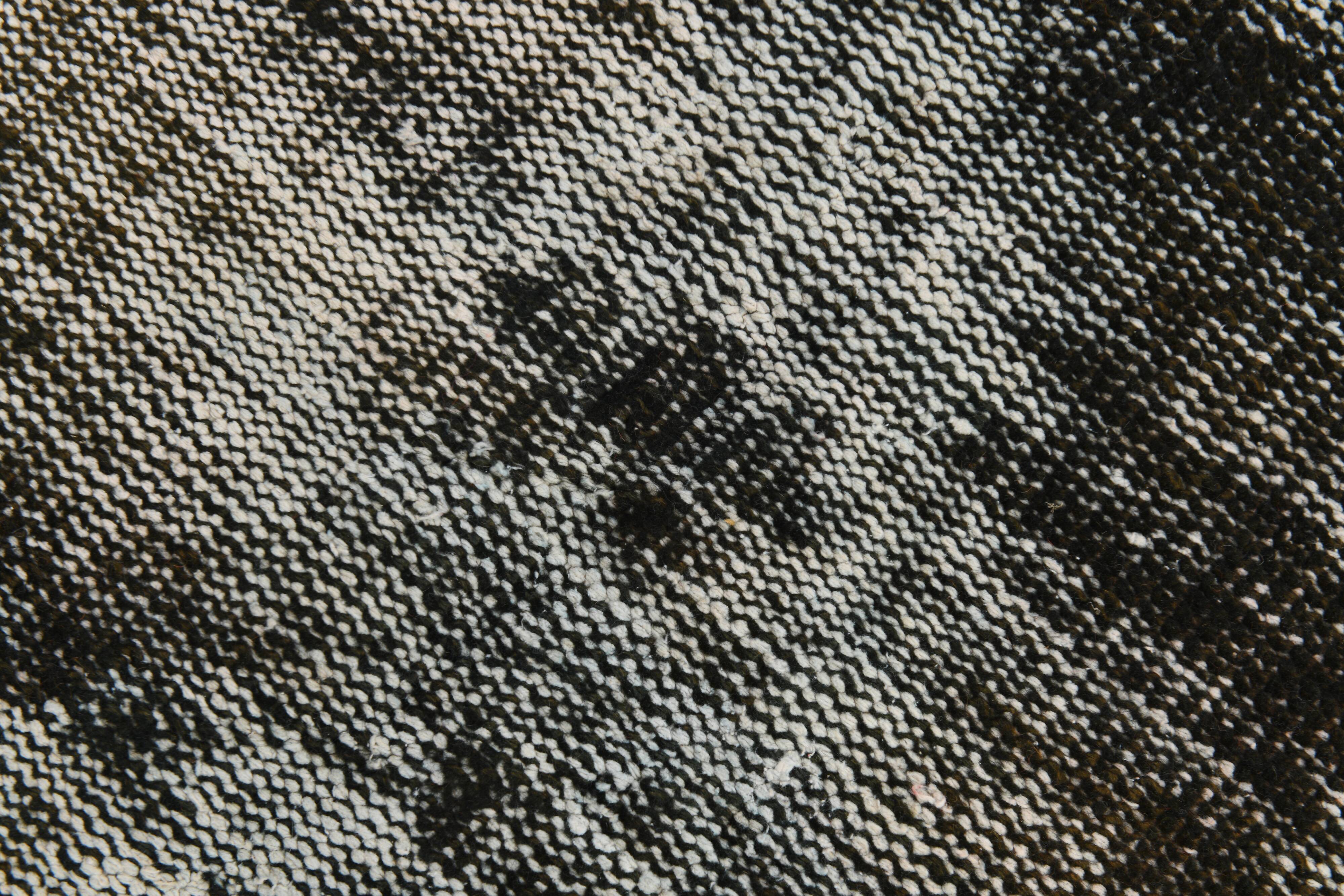 Black & gray turkish rug 302x178cm