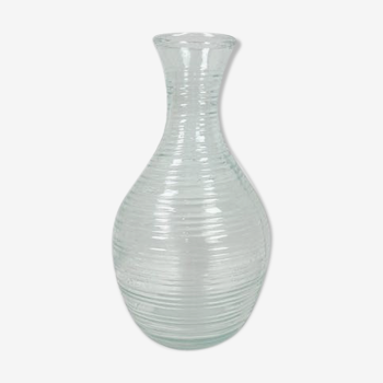 Vase en verre strié