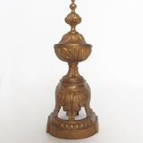 Paire de chenêts en bronze doré