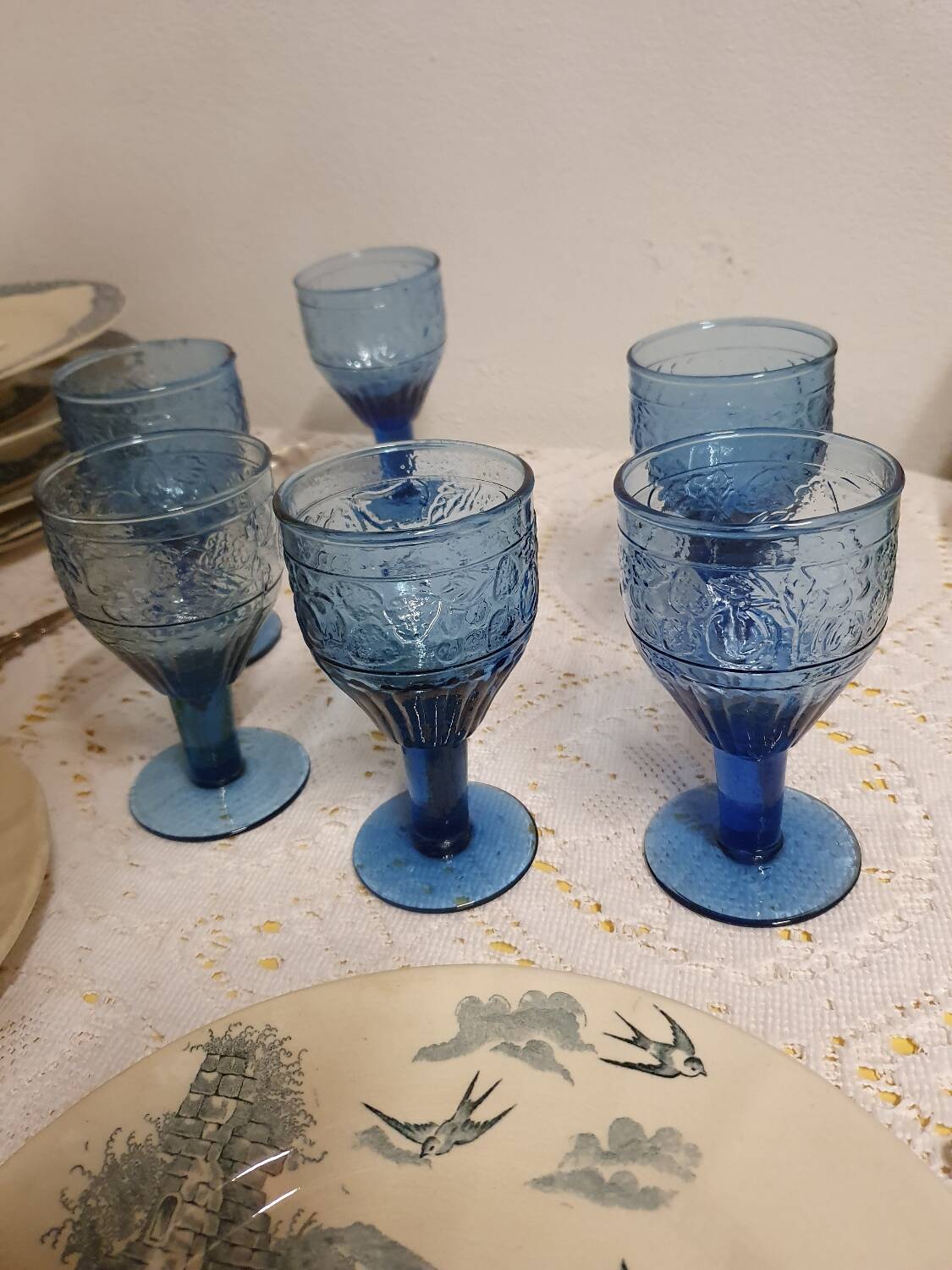 6 seventies/eighties stemmed glasses with fruity decoration