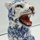 Statue de tigre en céramique bleu de Delft