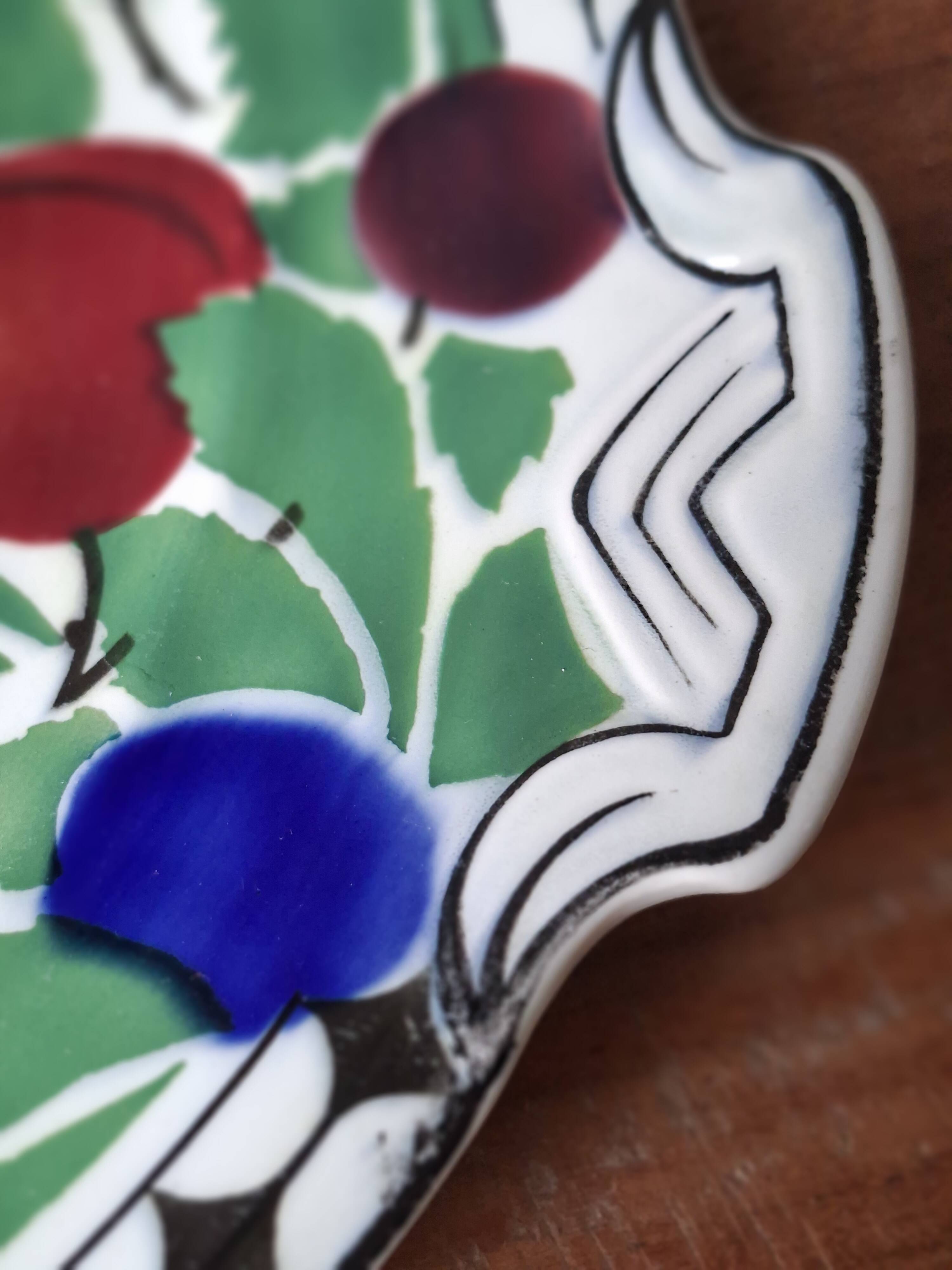 Serving dish Villeroy & Boch Mettlach – fruit decoration – 1920s/30s