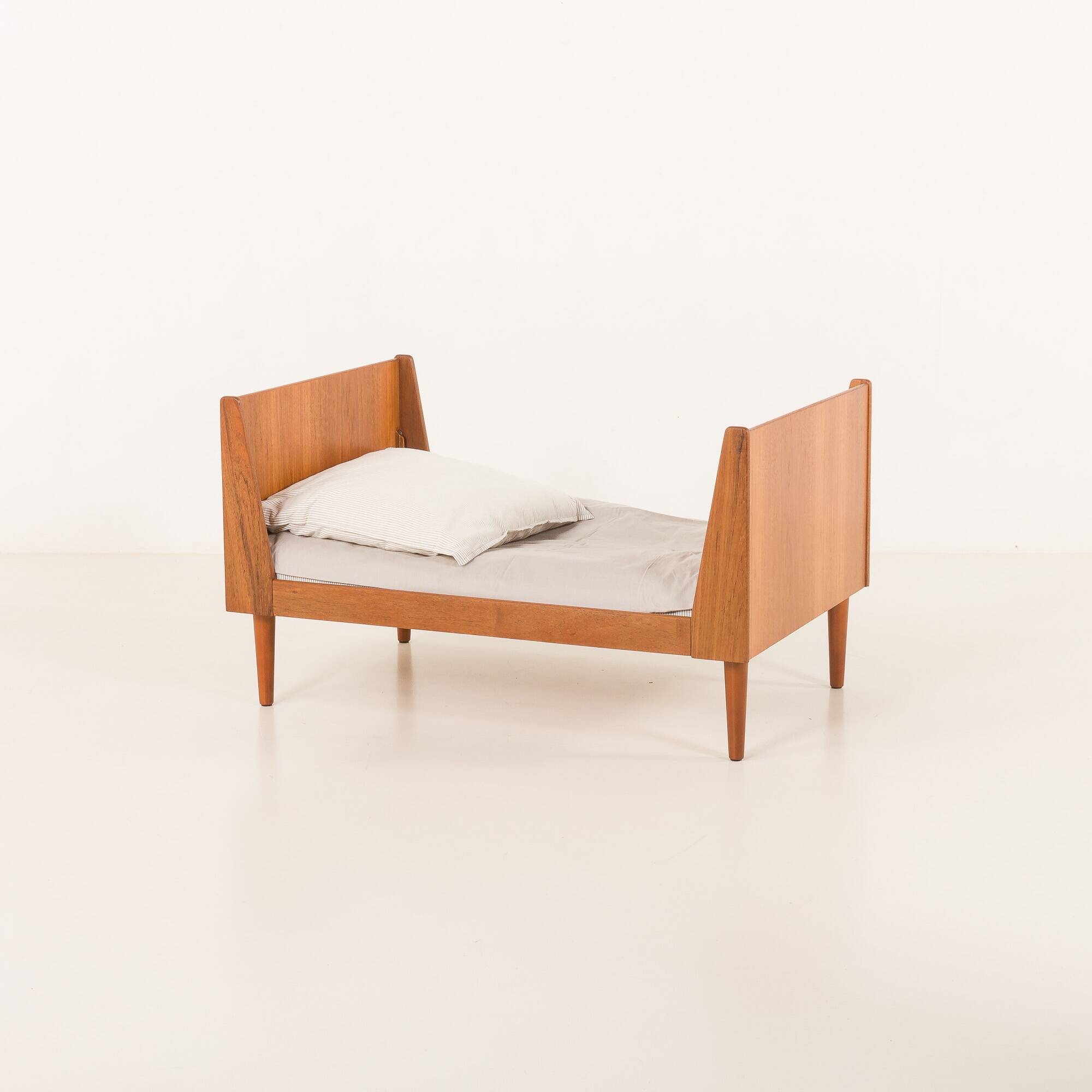 Vintage Hevali teak extension children's room bed, Denmark 1960s