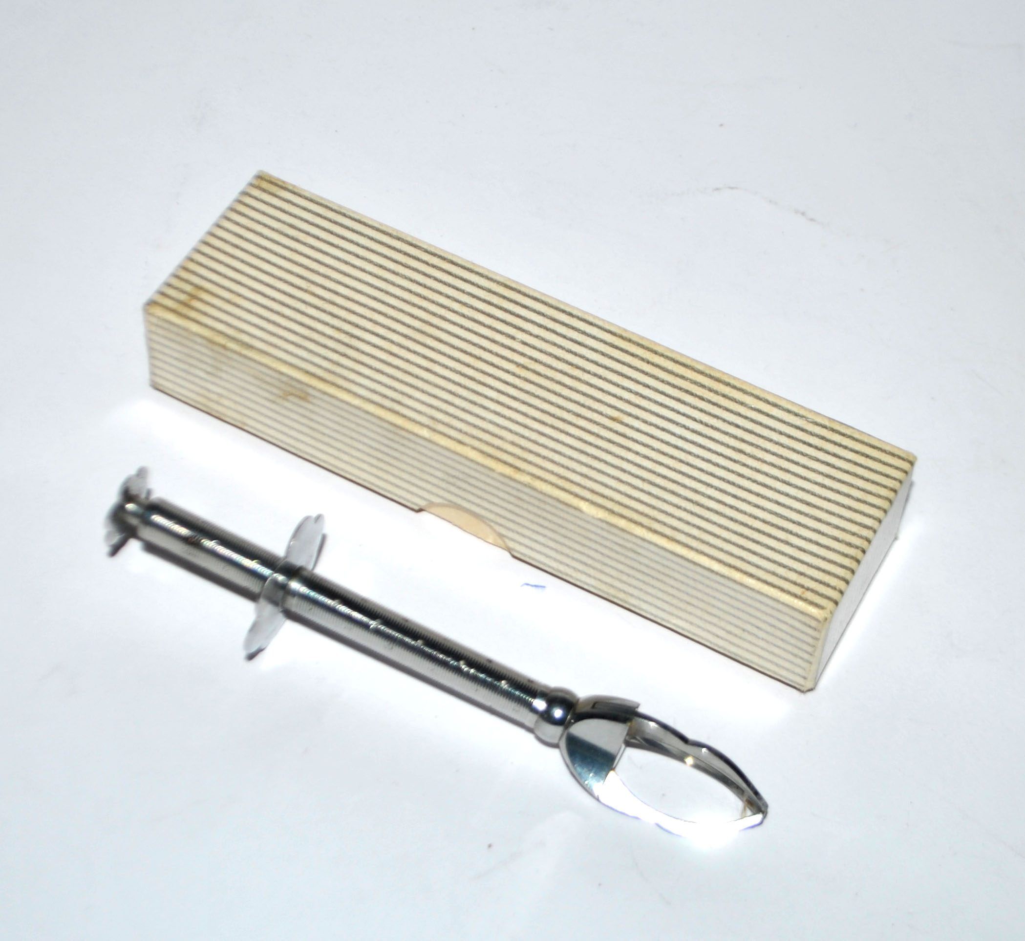 Vintage sugar tongs "Crab Tongs" in silver-plated metal