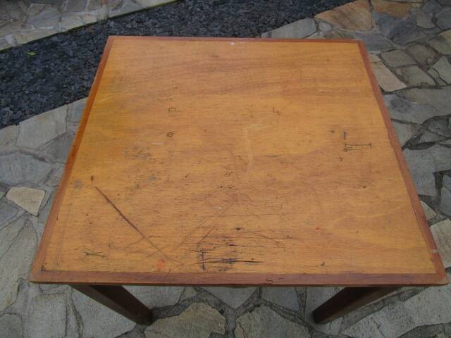 Small old administrative table with 1 drawer