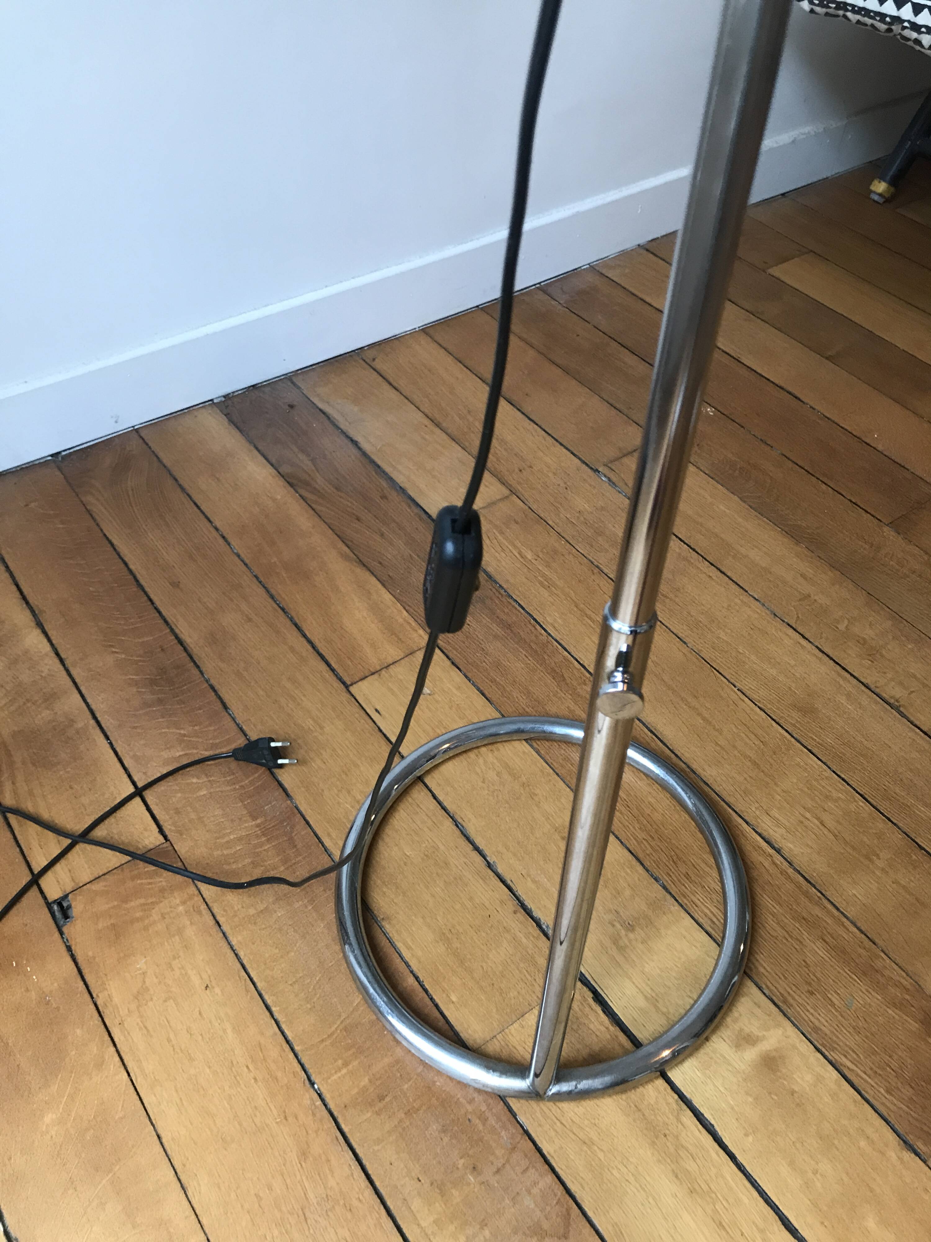 Eye Ball Floor Lamp
