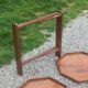 Table d'appoint pliante art déco en acajou et marqueterie double plateaux a
