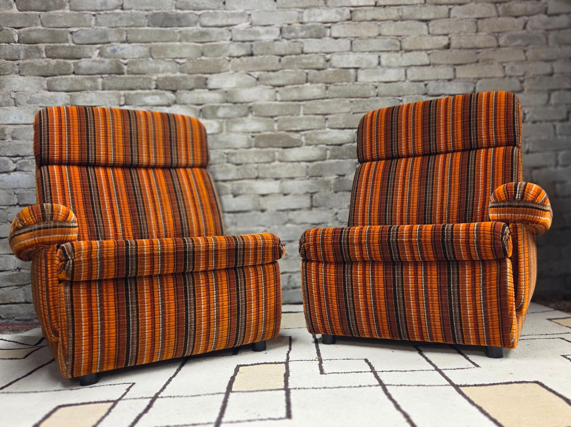 Pair of vintage 1970s modular armchairs – striped orange fabric
