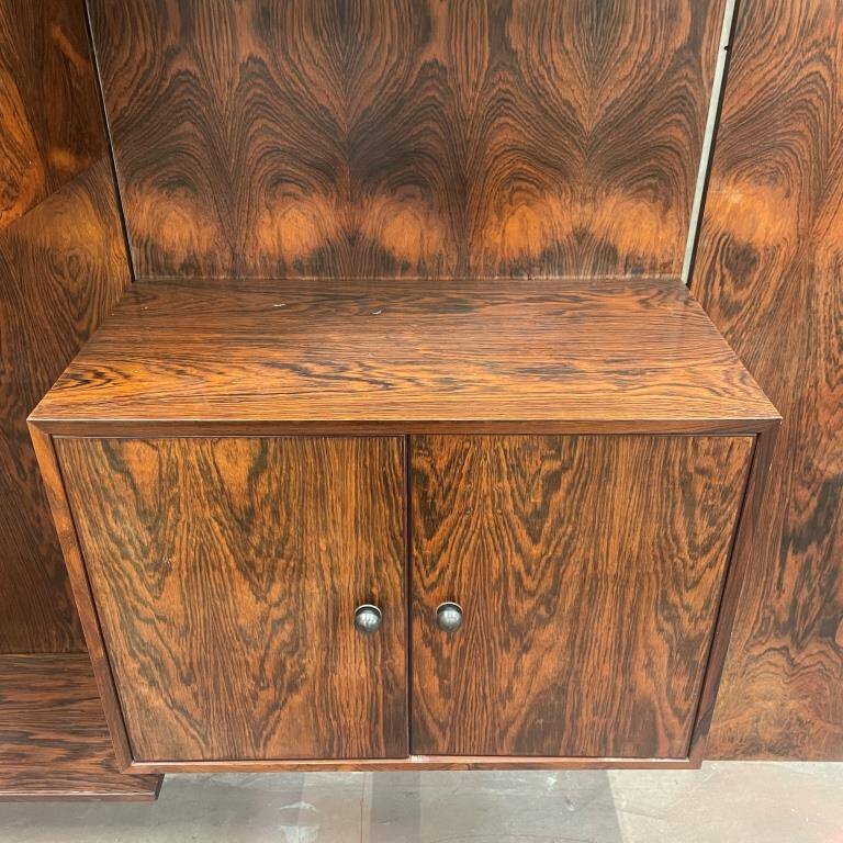 Extraordinary Rio rosewood bookcase