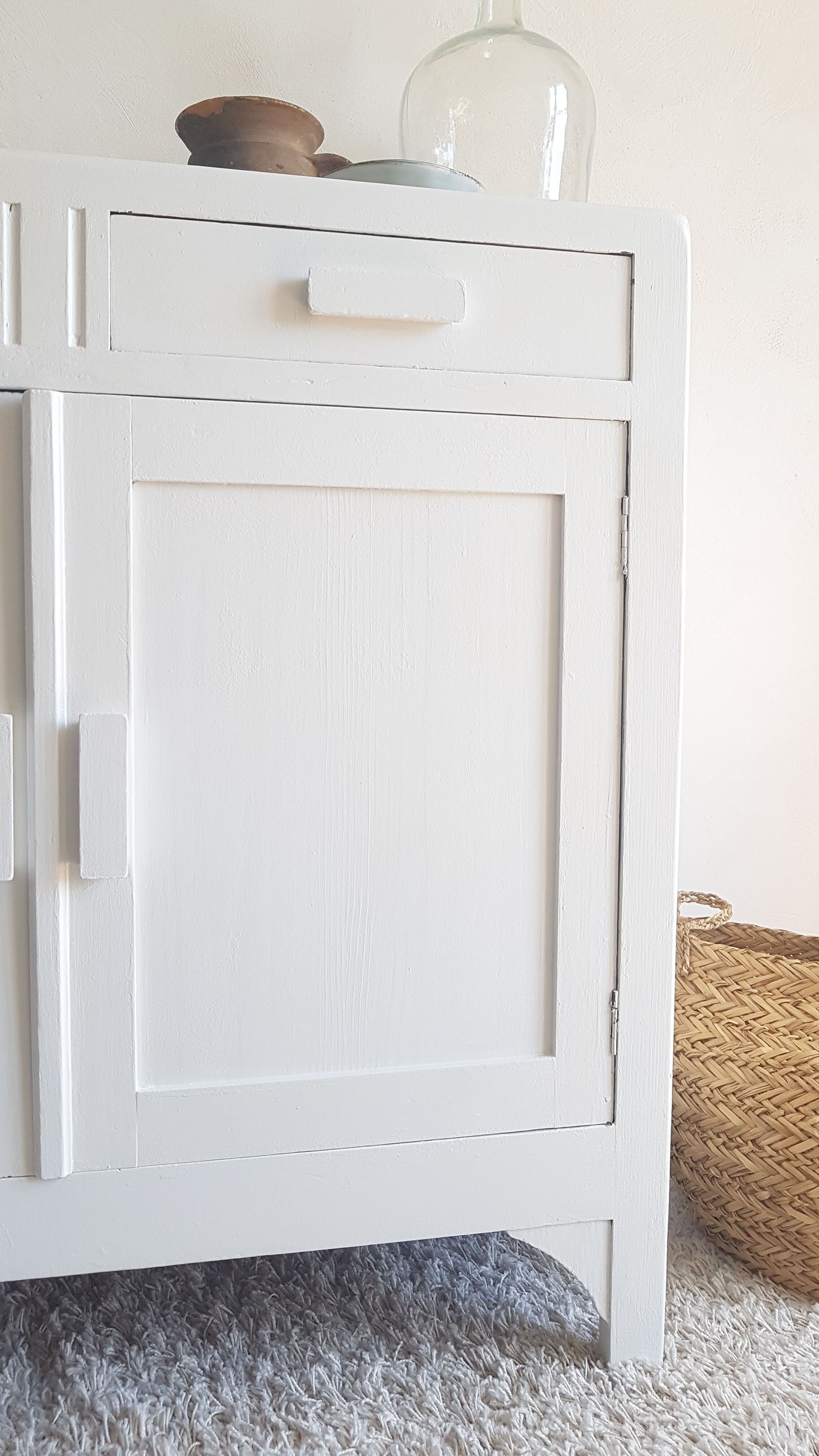 Old white parisian buffet