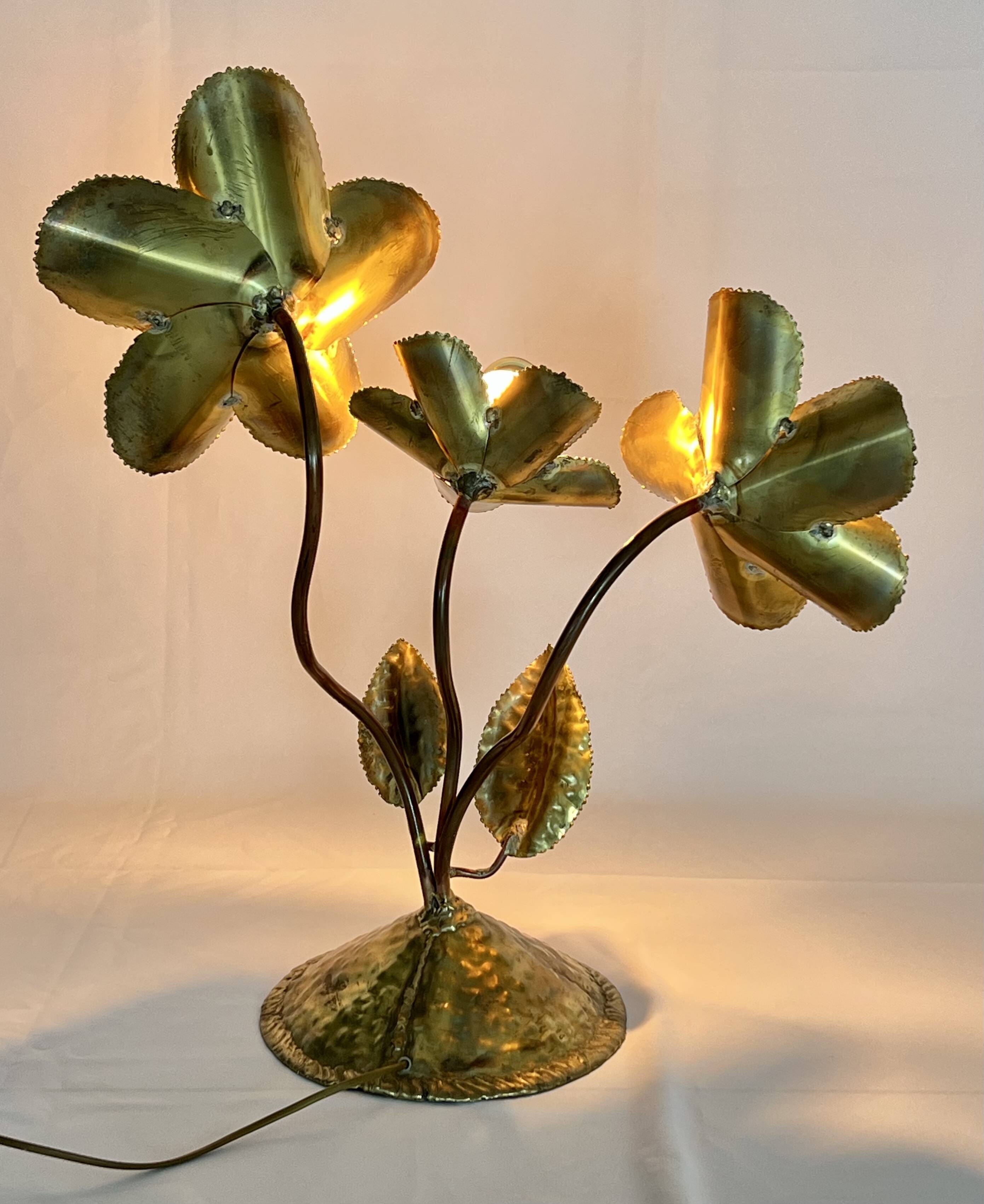 "Nénuphars" lamp by Maison Honoré, Paris, France, 1970s.