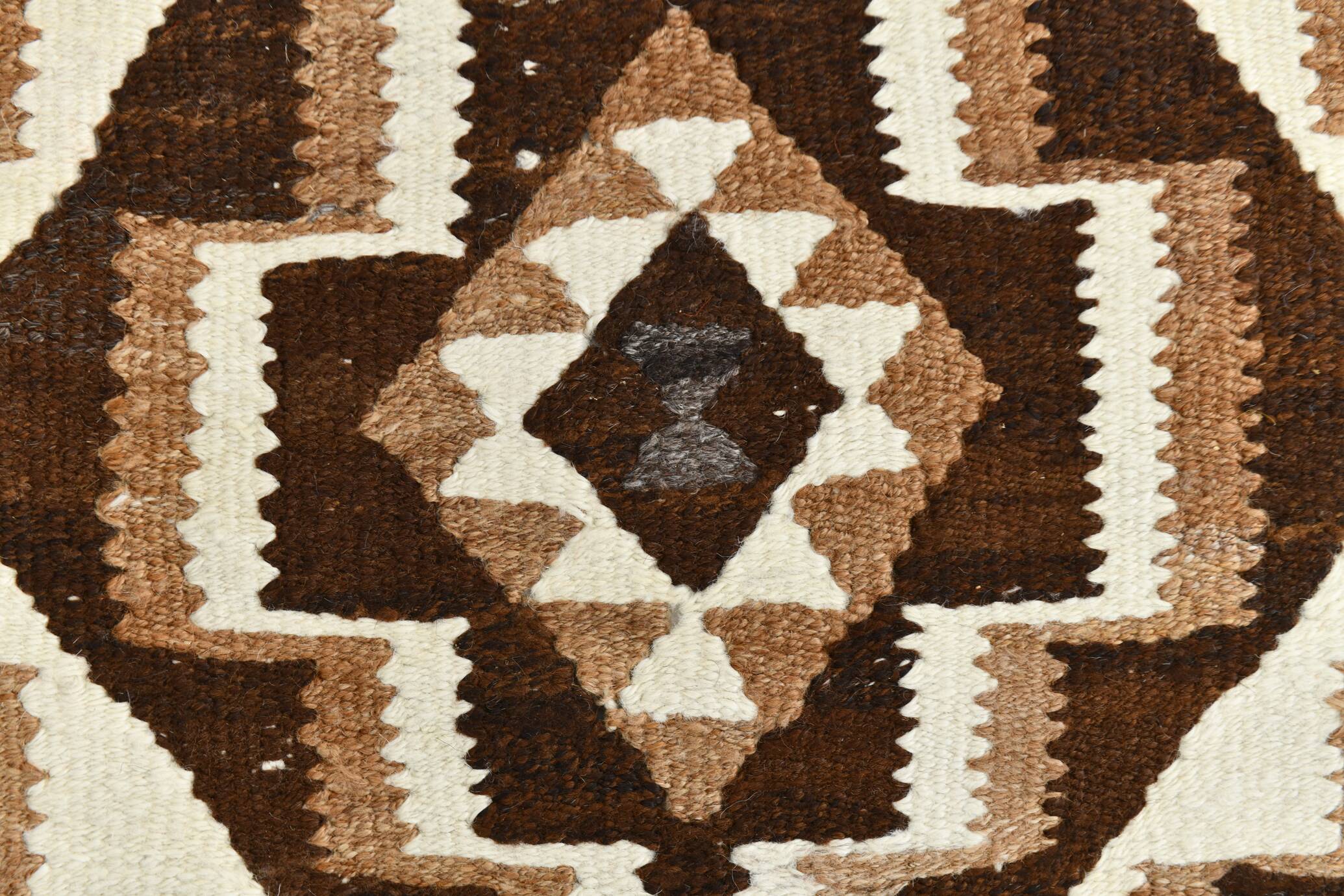 Tapis kilim vintage marron & beige