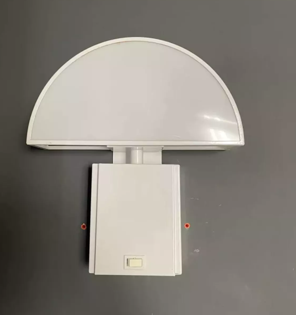 Applique Guzzini "Olympe", métal laqué blanc, Italie 1970