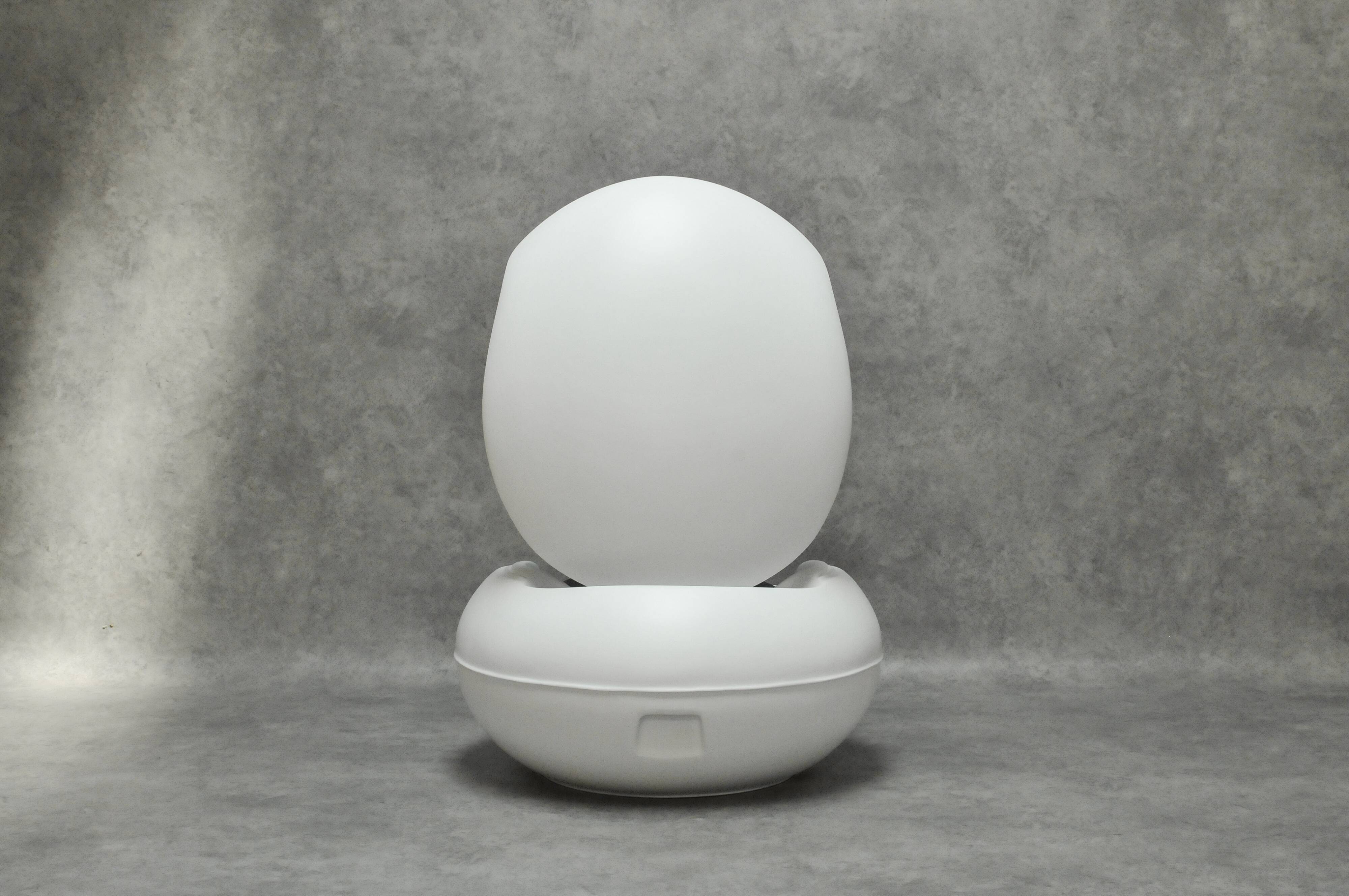 Chaise oeuf de jardin