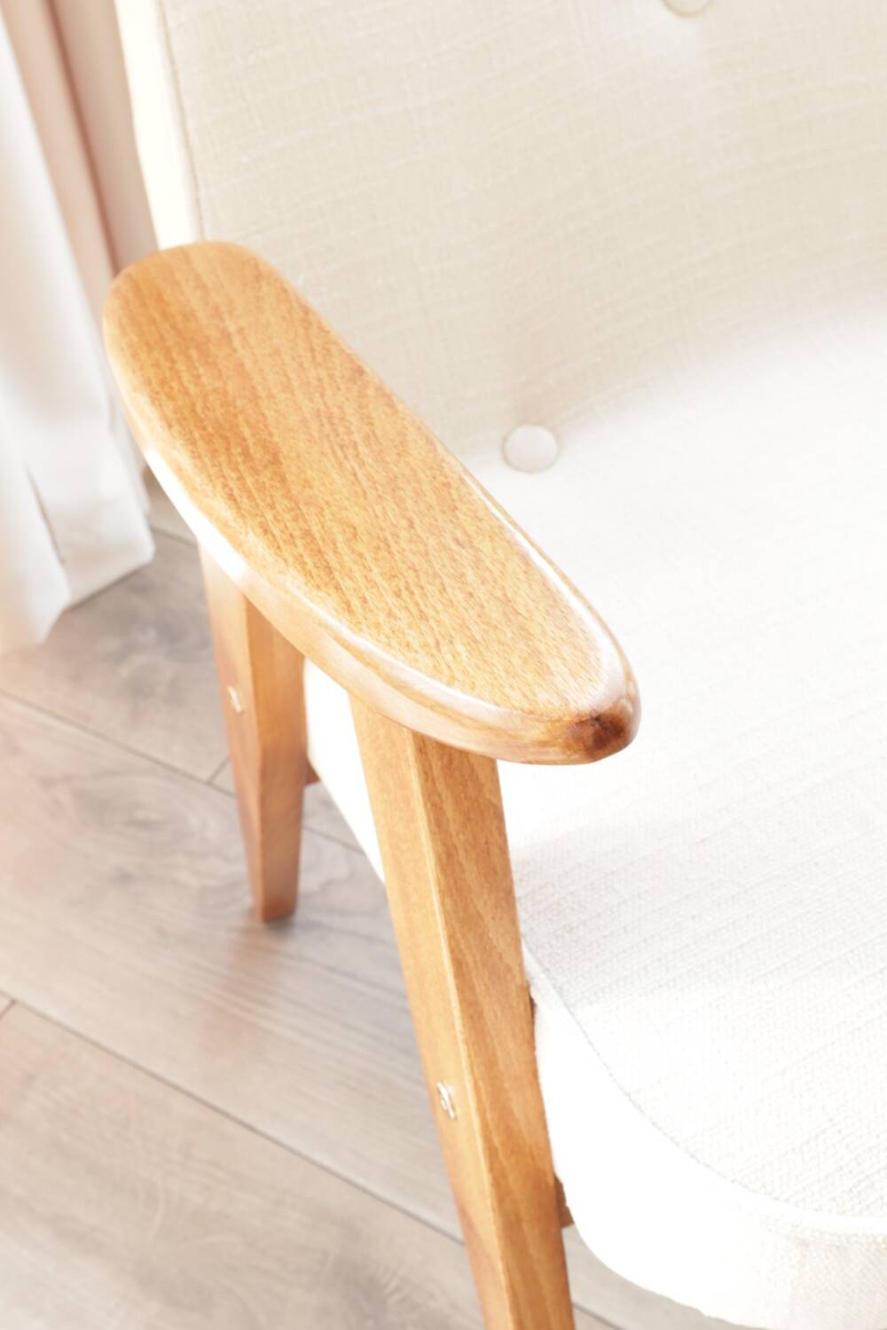 Vintage armchair in natural ecru linen, model 366