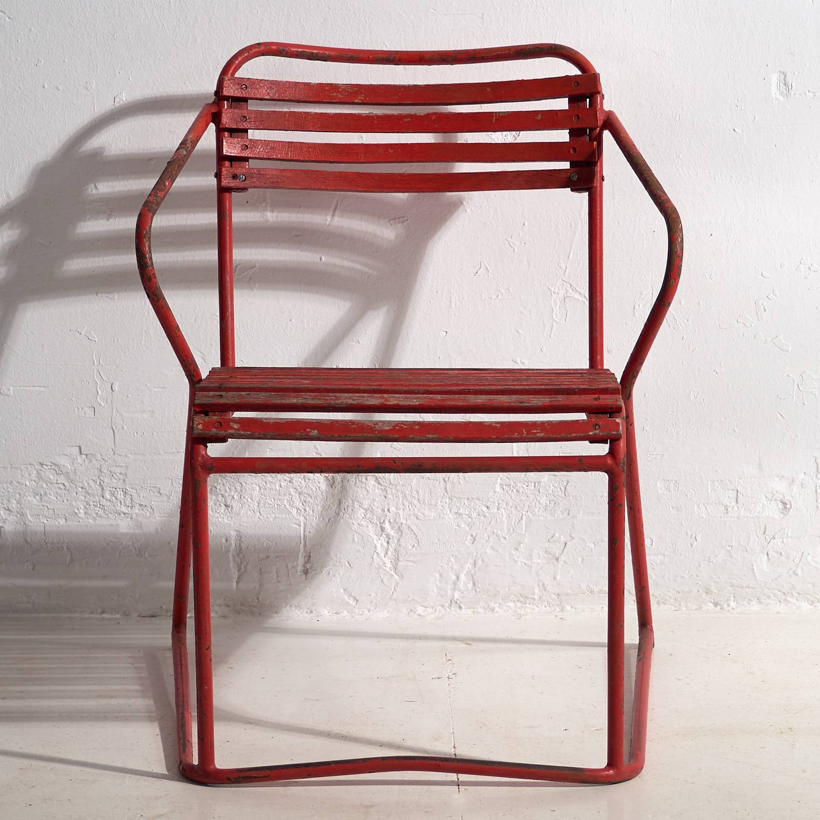 Antique red garden chairs (c.1920). Set of 4 pieces #37