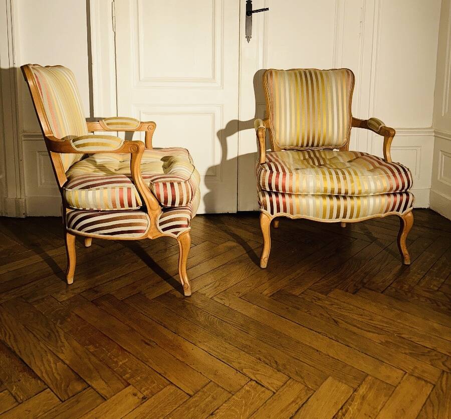 Pair of Roche Bobois cabriolet armchairs with "Queen's back"